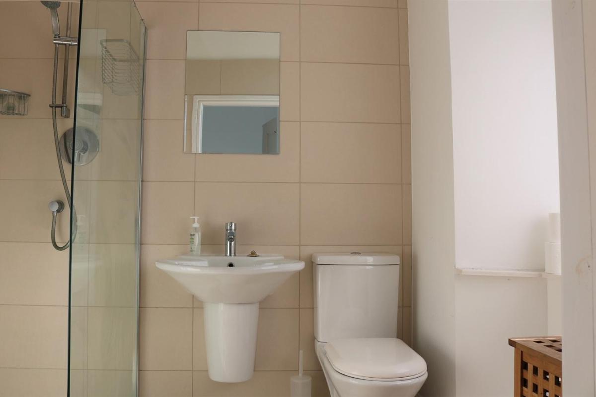 Standard Twin Room photo 2