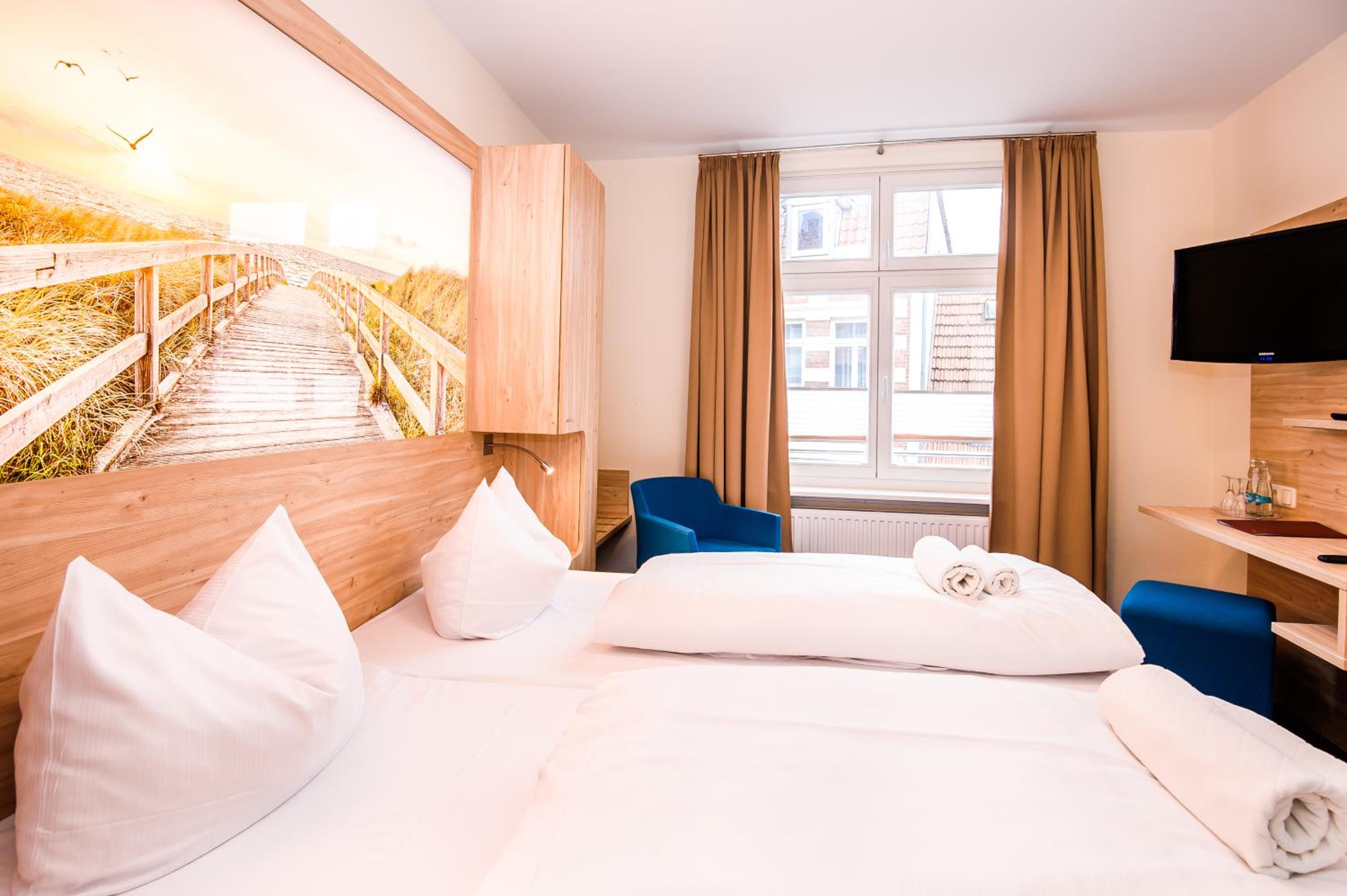 Double Room - Photo 13