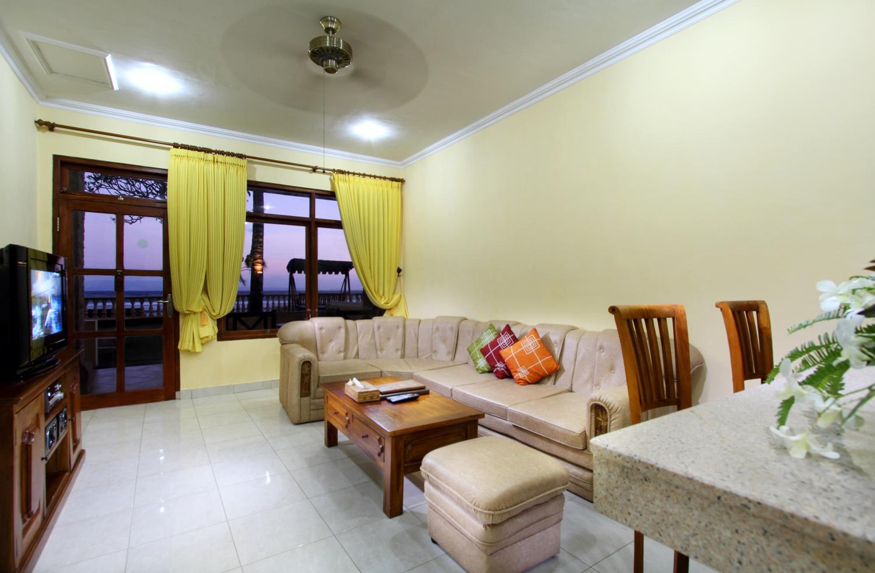 One-Bedroom Apartment - Photo 5