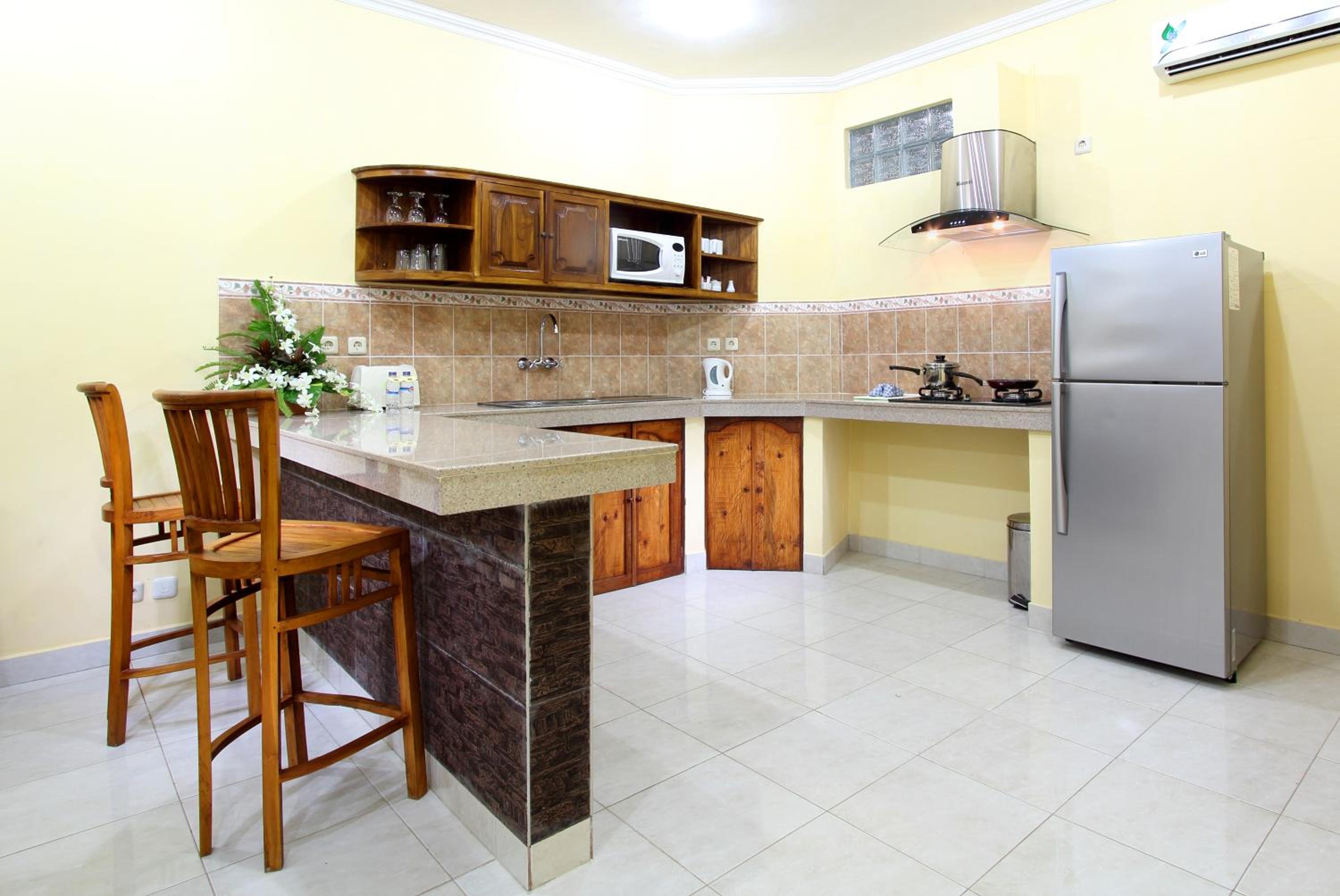 One-Bedroom Apartment - Photo 13