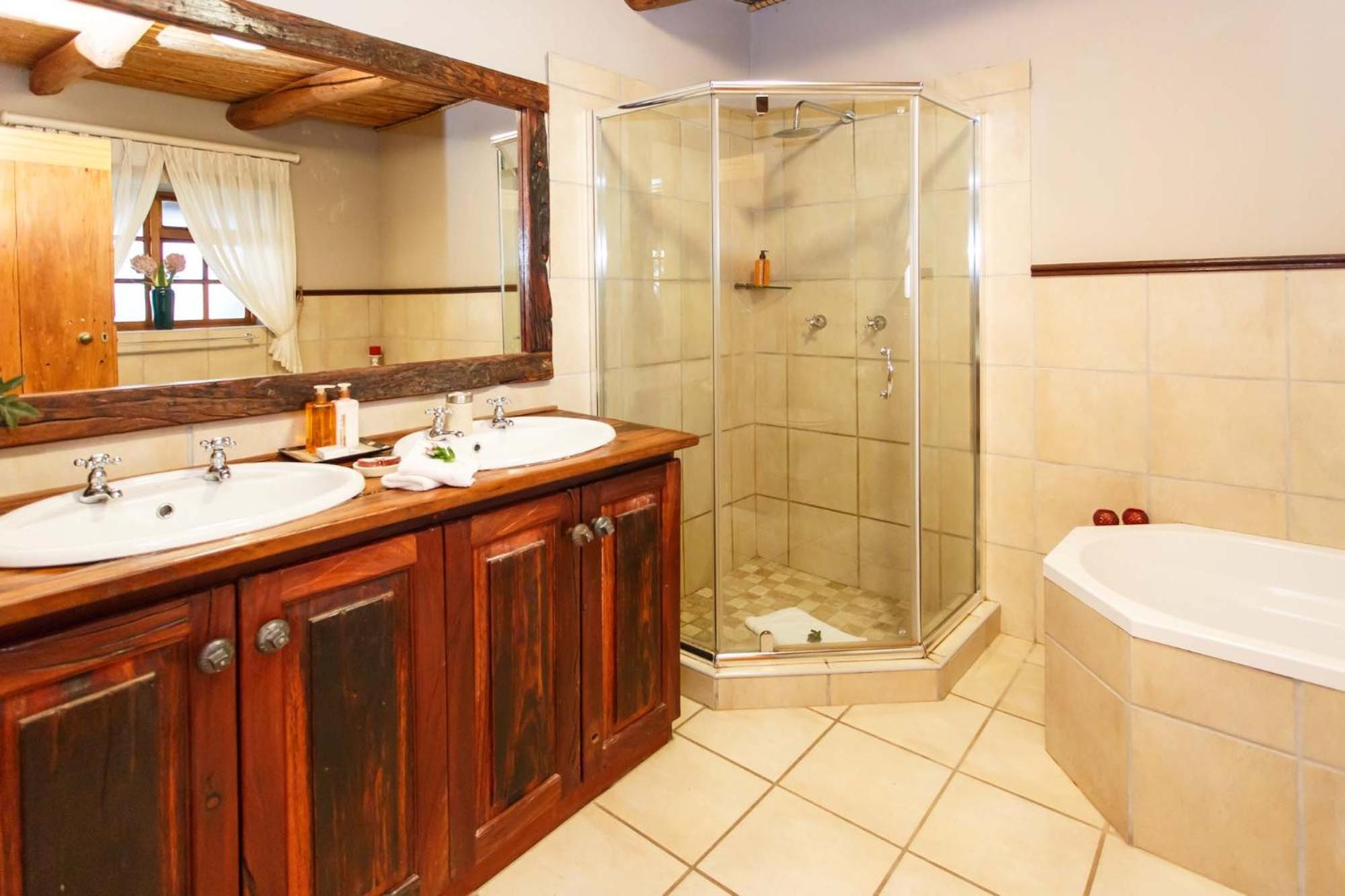 Suite - Photo 4