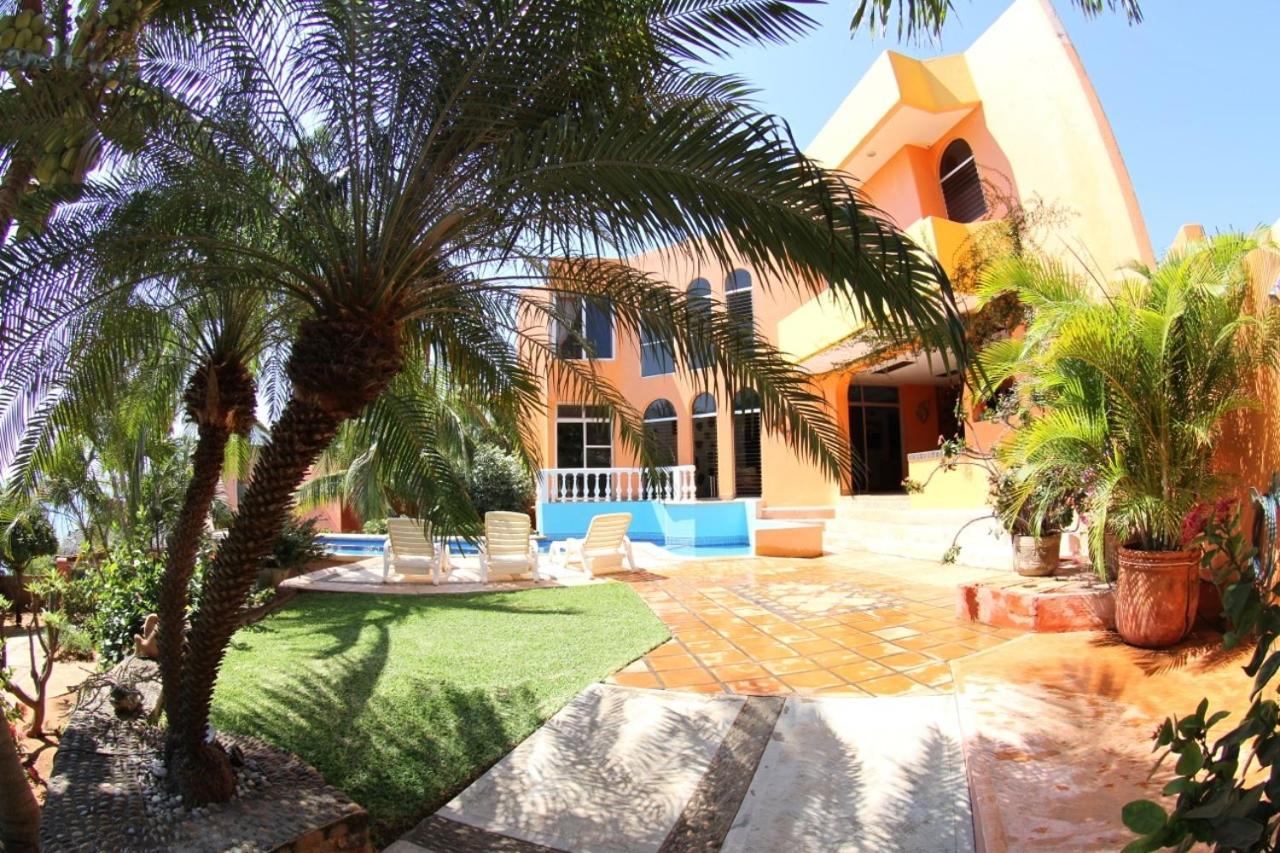 Six-Bedroom House - Photo 42
