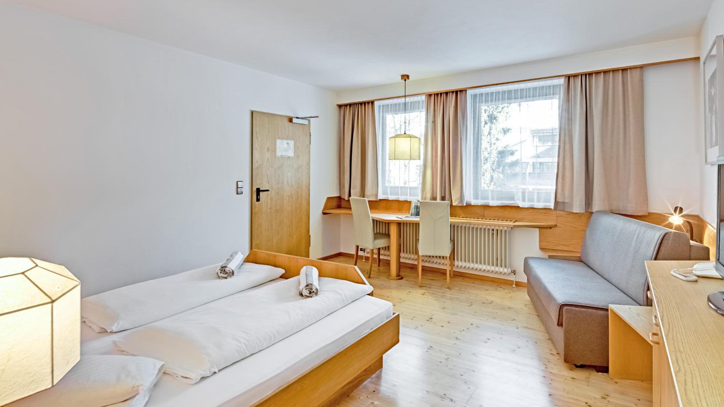Double Room - Photo 5