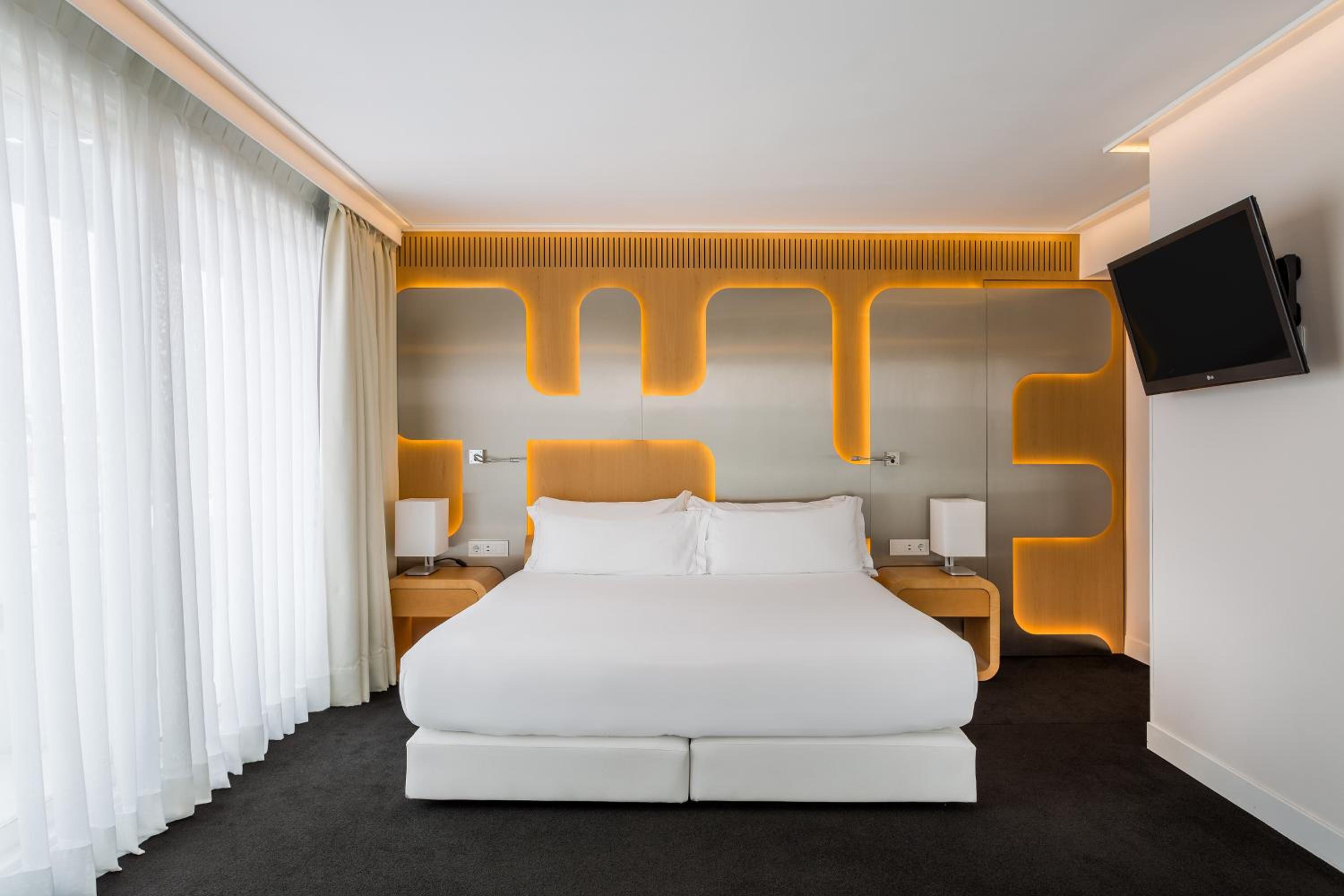 Deluxe Suite - Photo 4