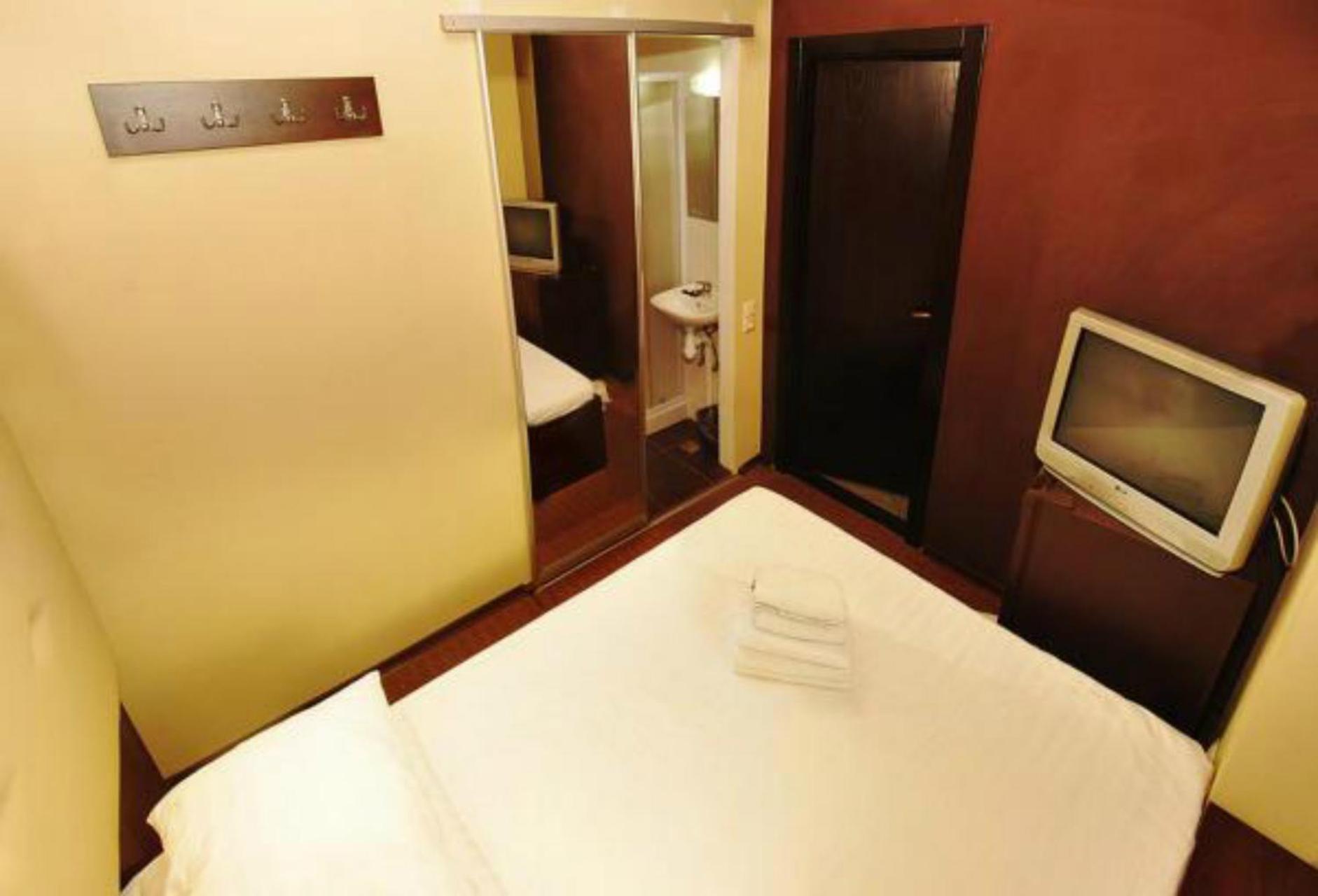 Standard Double Room without Window