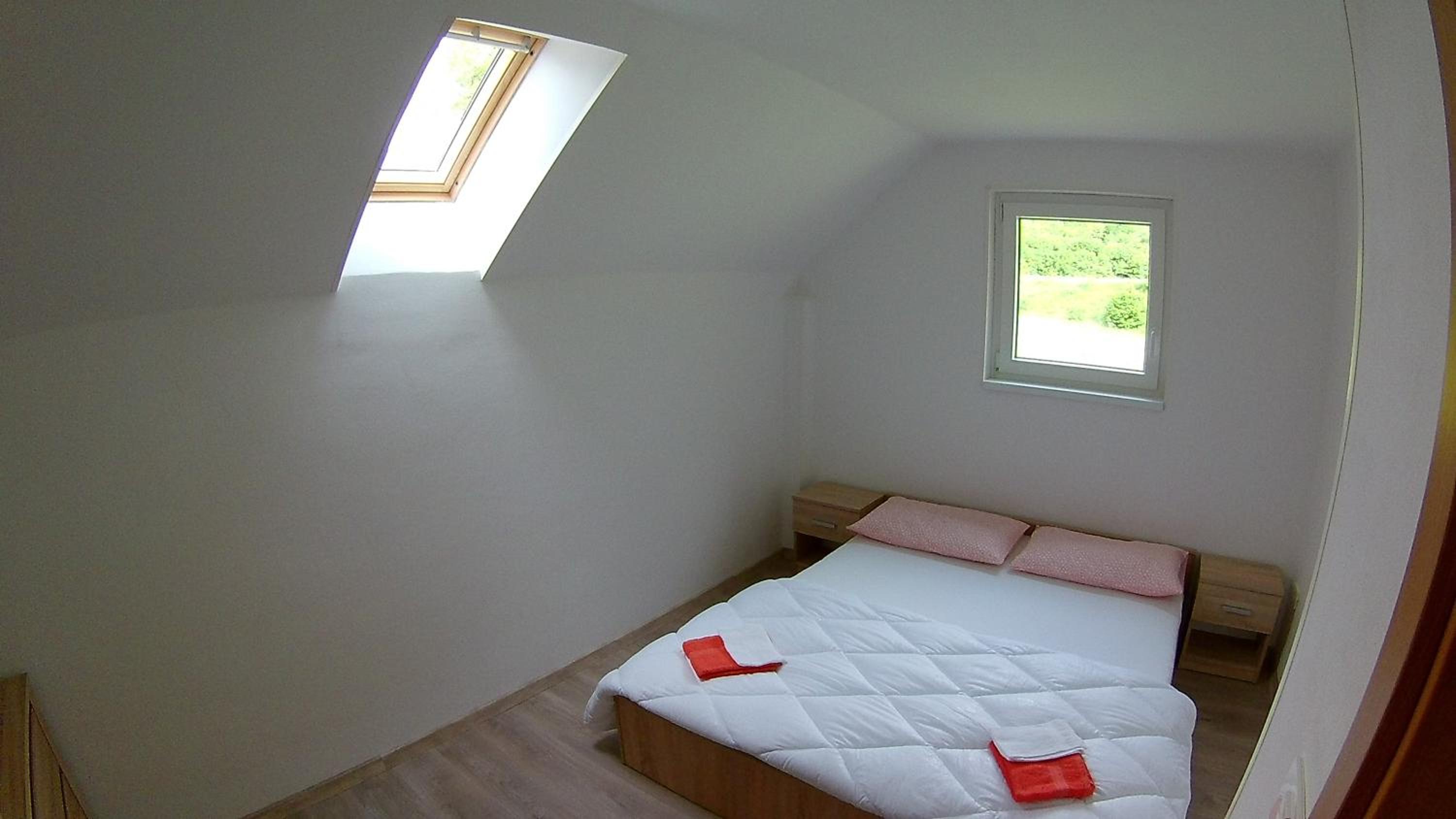 Apartment with Mountain View - Photo 22