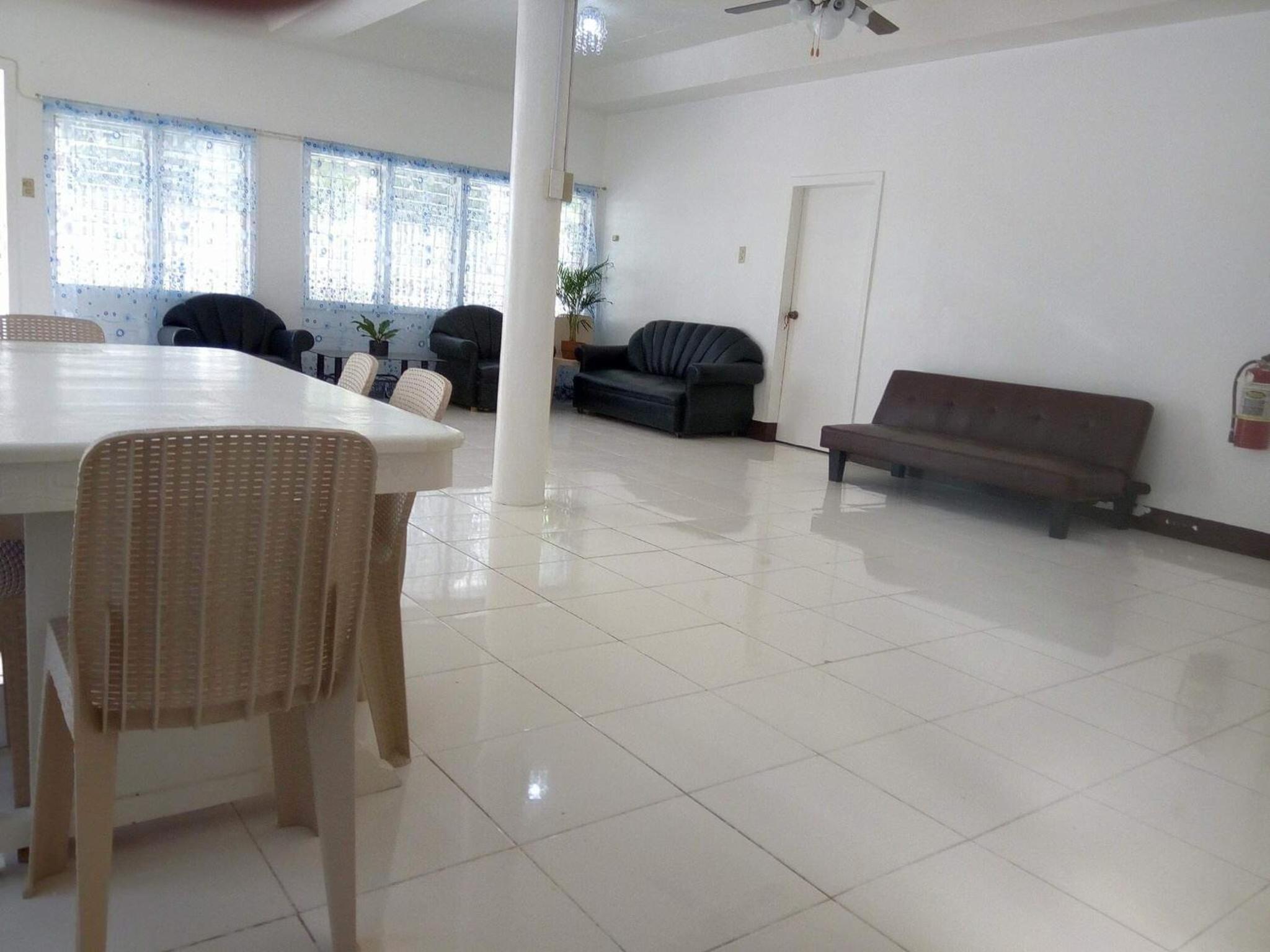 Family Room with Shared Bathroom - Extension Building