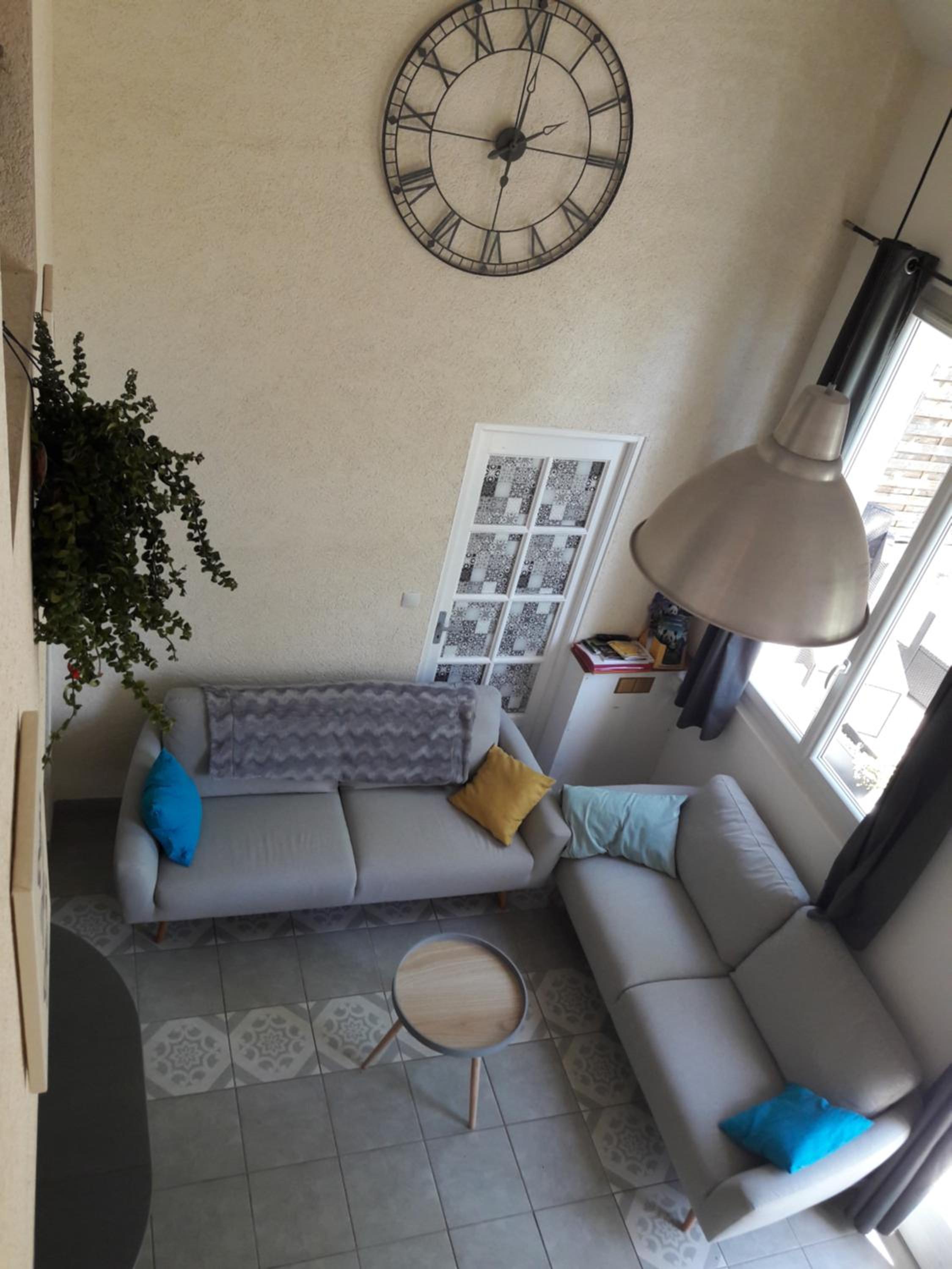 Three-Bedroom House photo 2