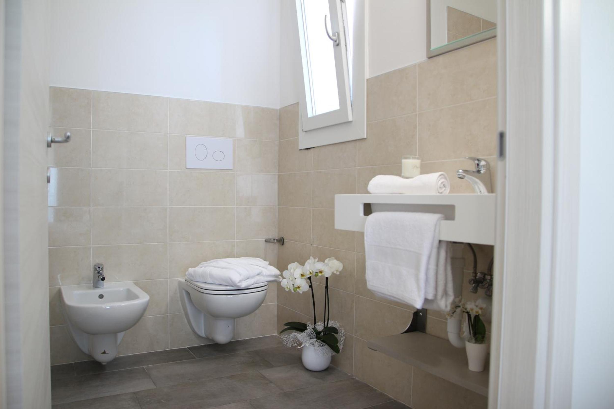 Superior Double or Twin Room - Photo 6