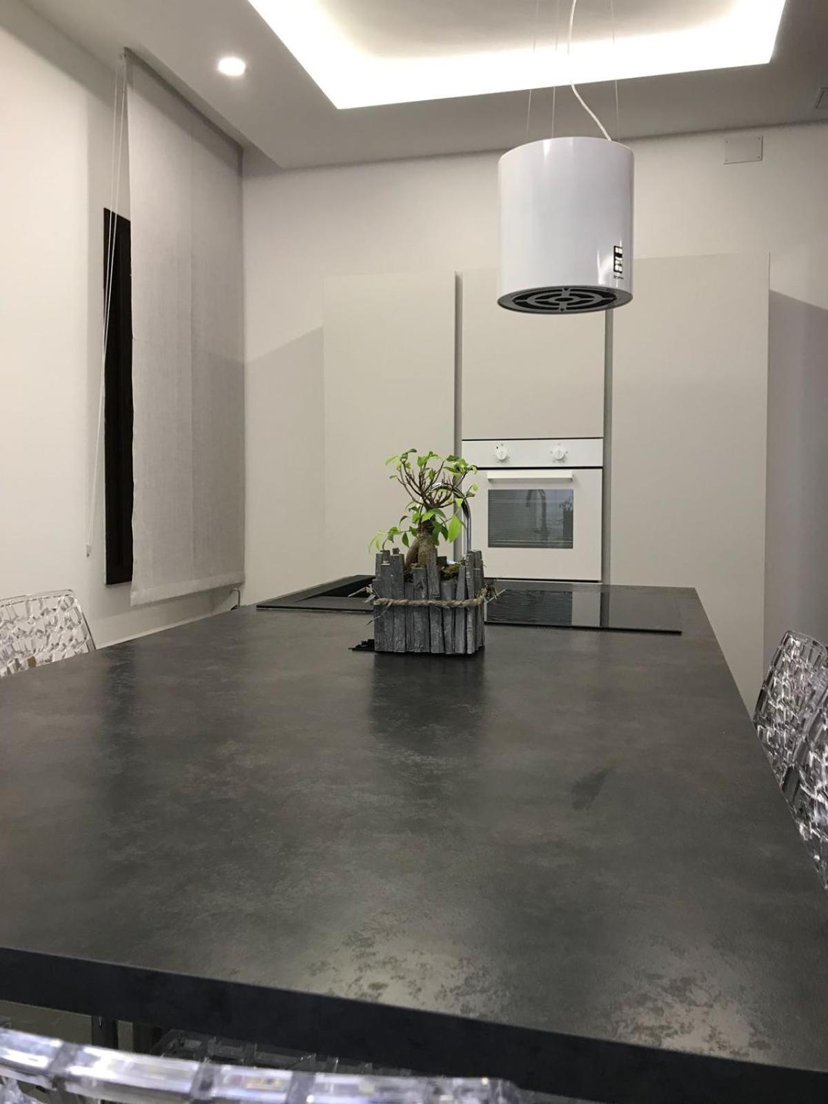 Apartment photo 2