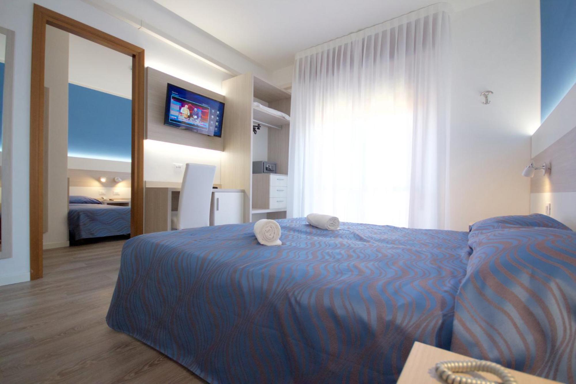 Quadruple Room photo 2