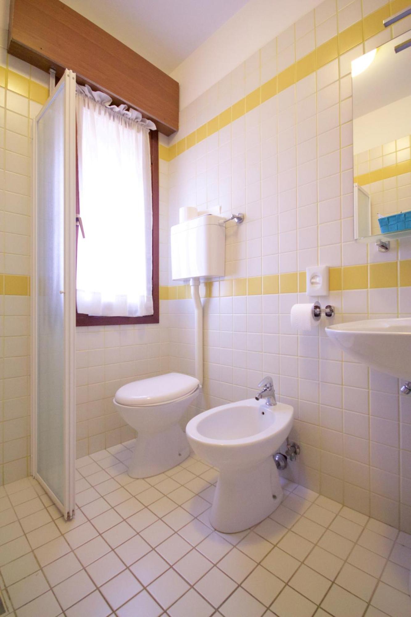 Double or Twin Room photo 2
