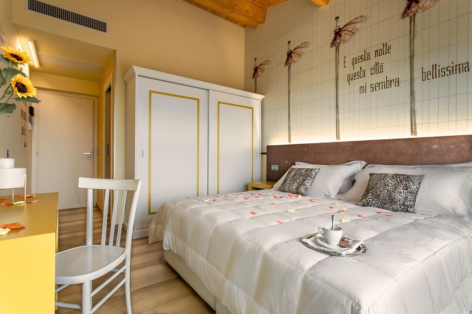 Double Room with Balcony and Sea View photo 2
