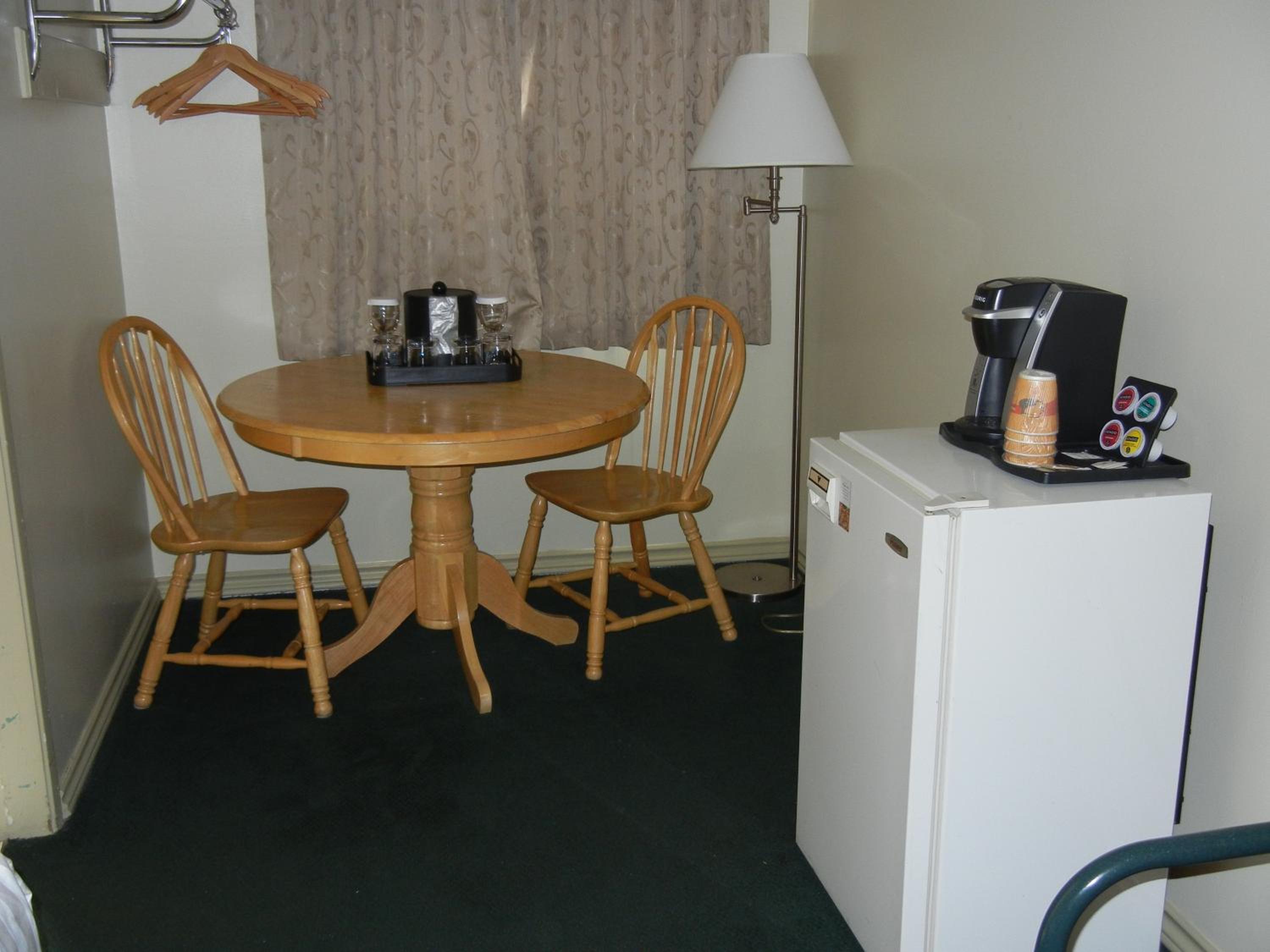 Studio - Non Pet Friendly - Photo 3