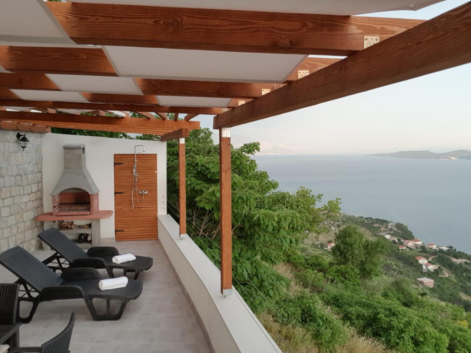 Villa with Sea View photo 3