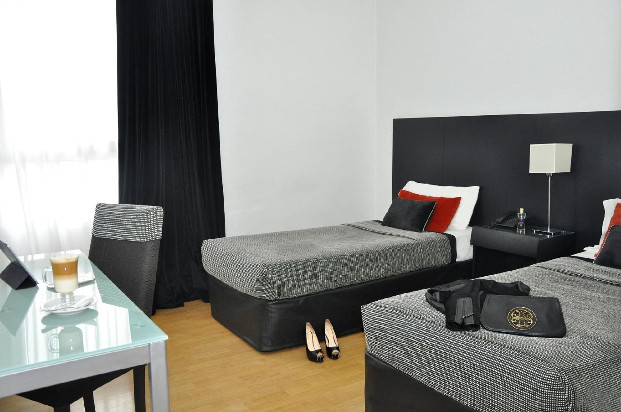 Triple Junior Suite thumbnail 6