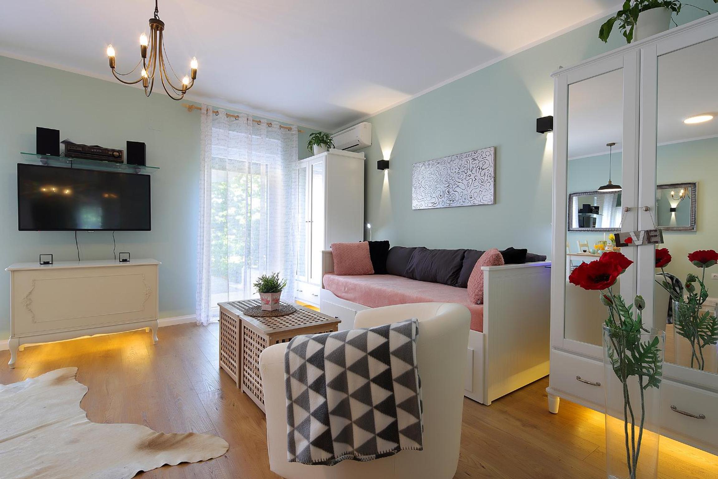 Apartment - Photo 4