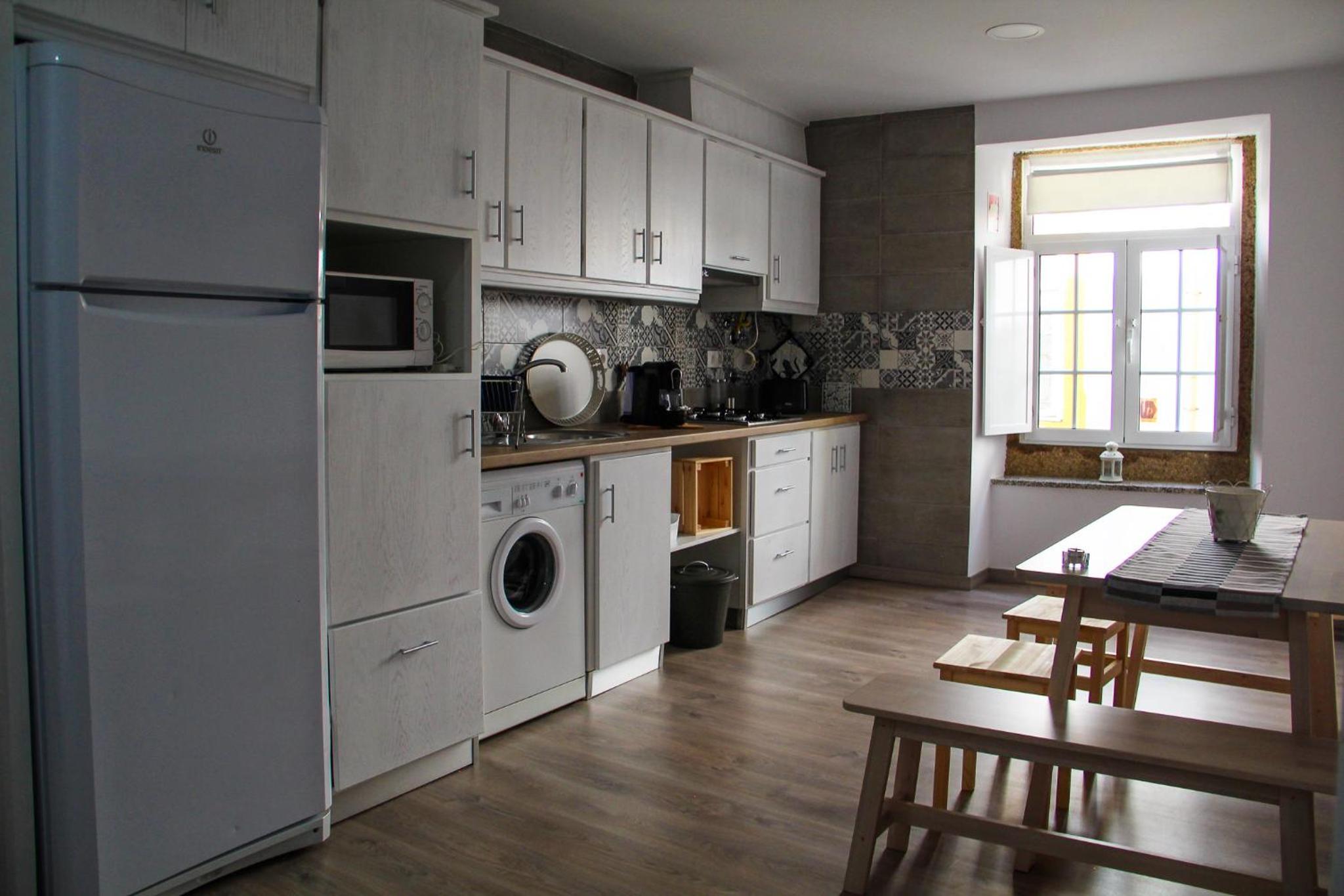 Three-Bedroom Apartment - Photo 19