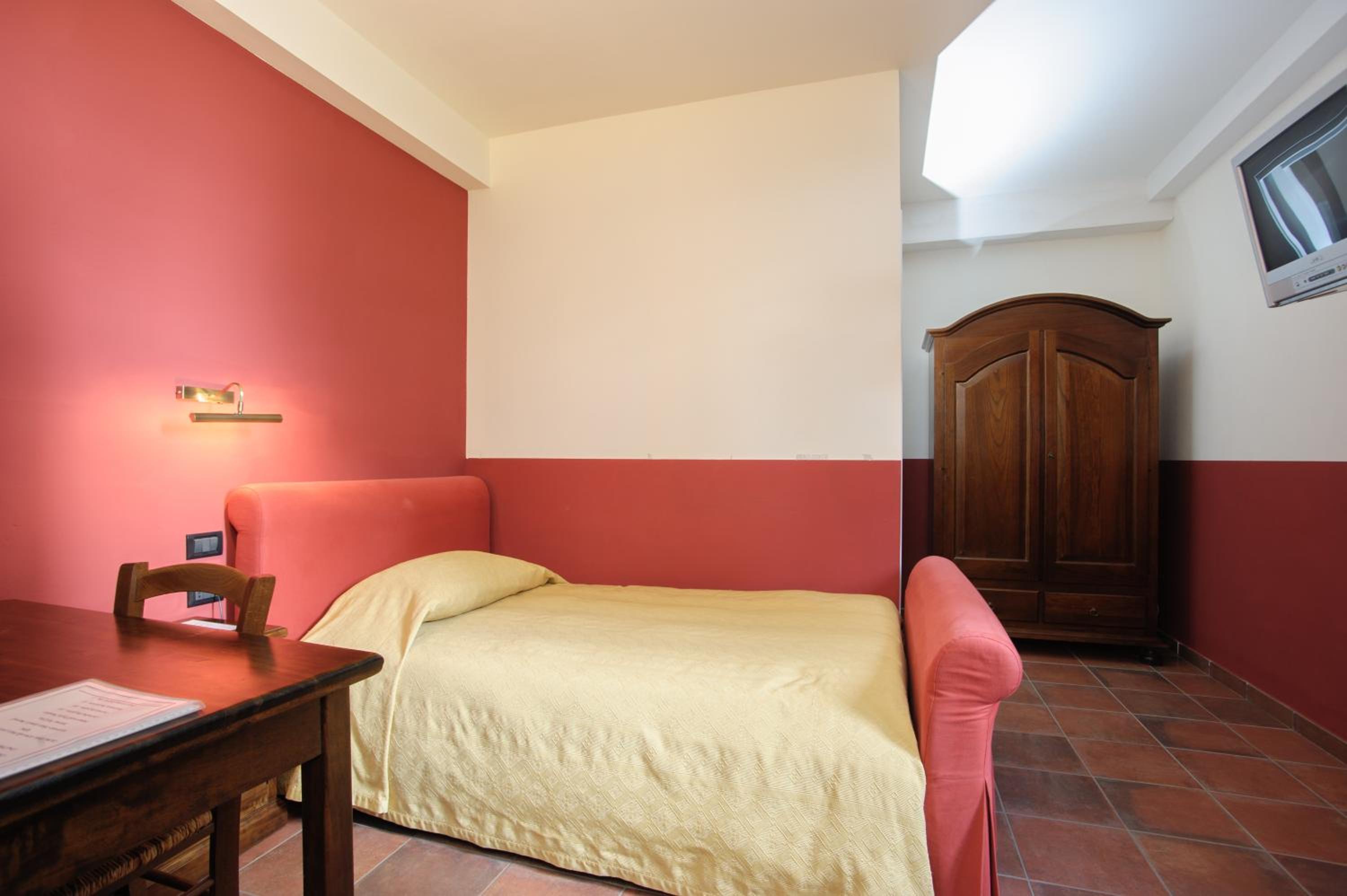 Single Room photo 2