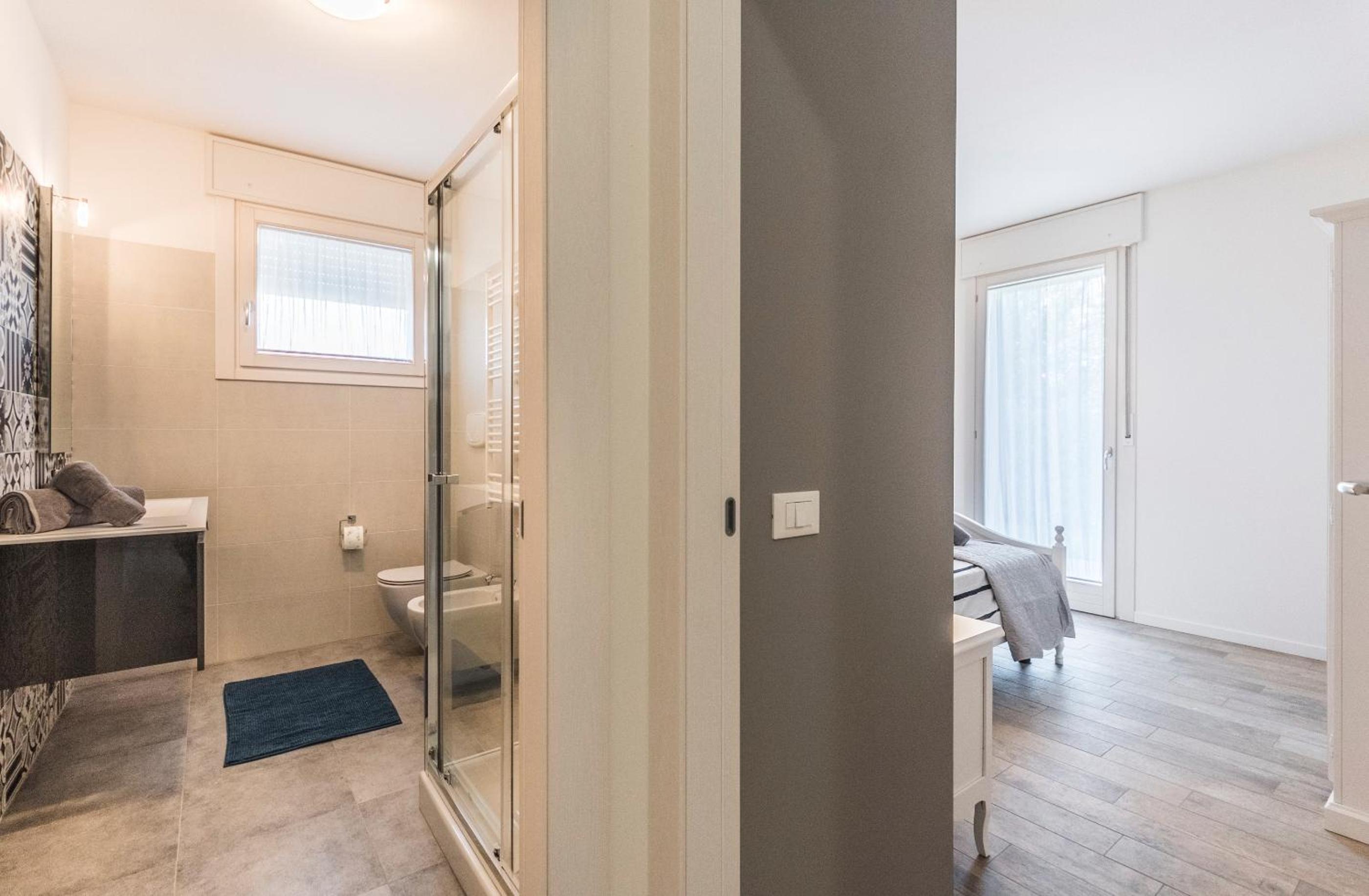 Apartment - Photo 12