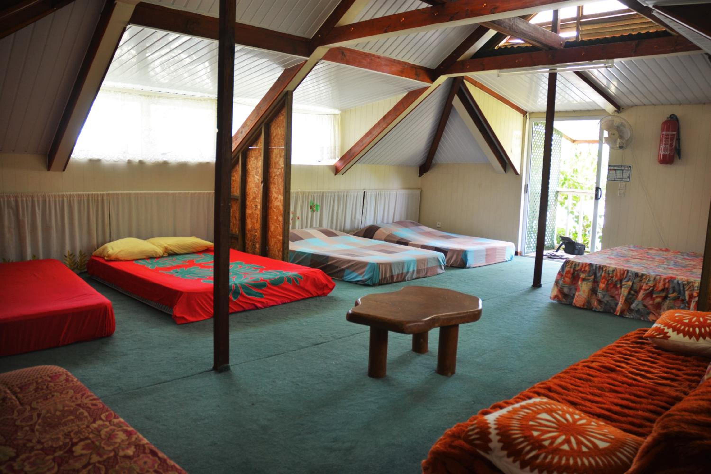 Bed in 10-Bed Mixed Dormitory Room photo 3