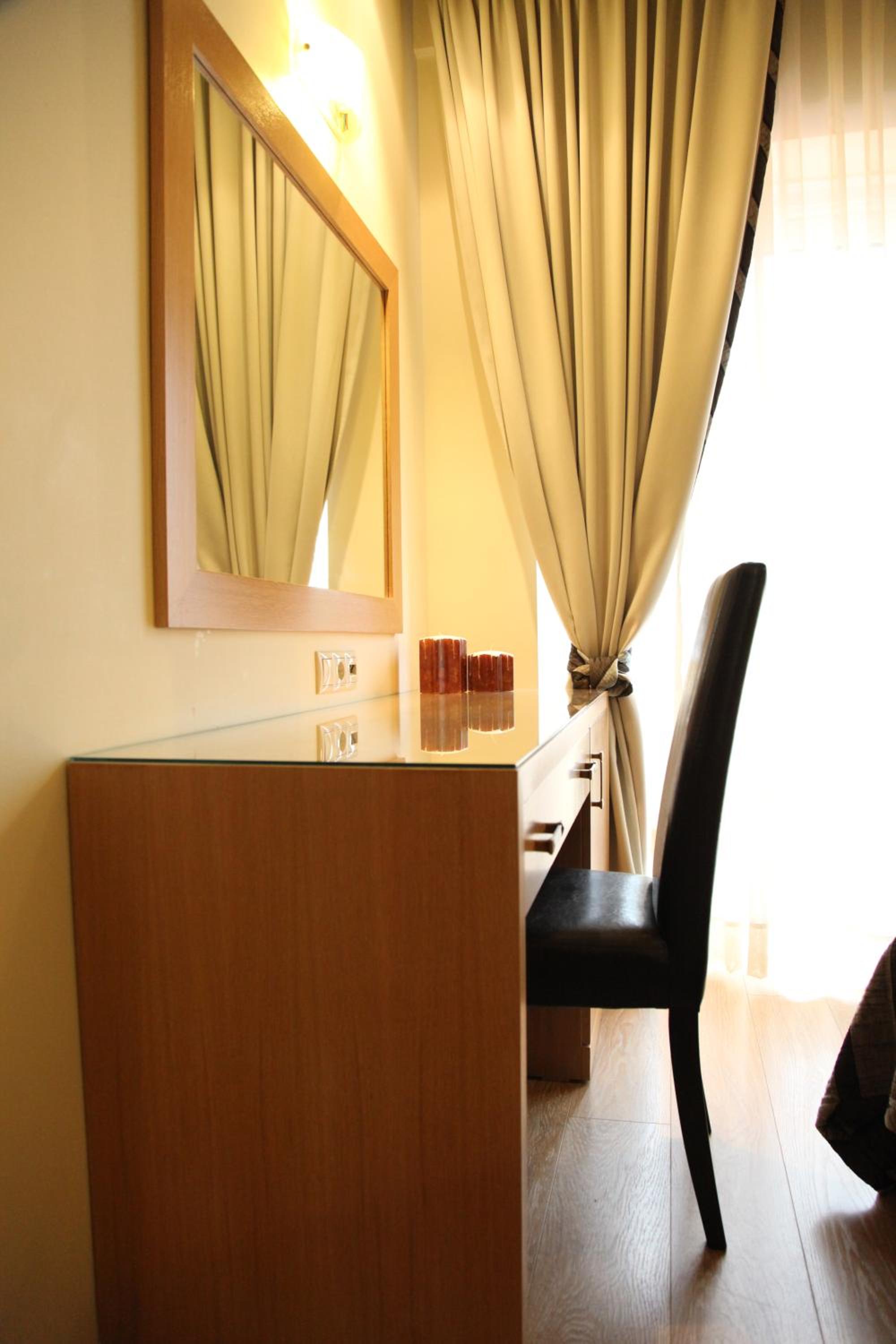 Triple Room - Photo 2