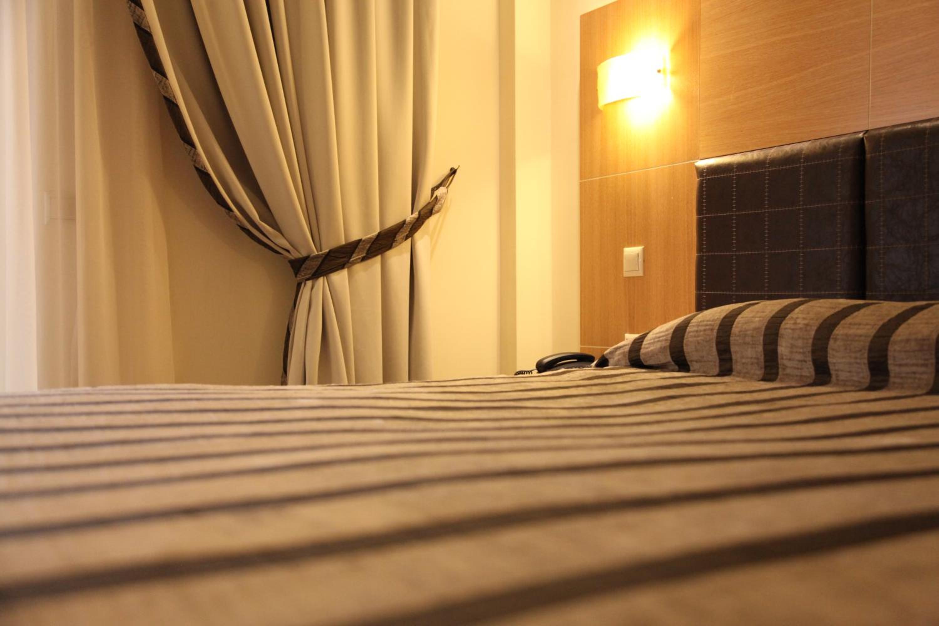 Triple Room - Photo 8