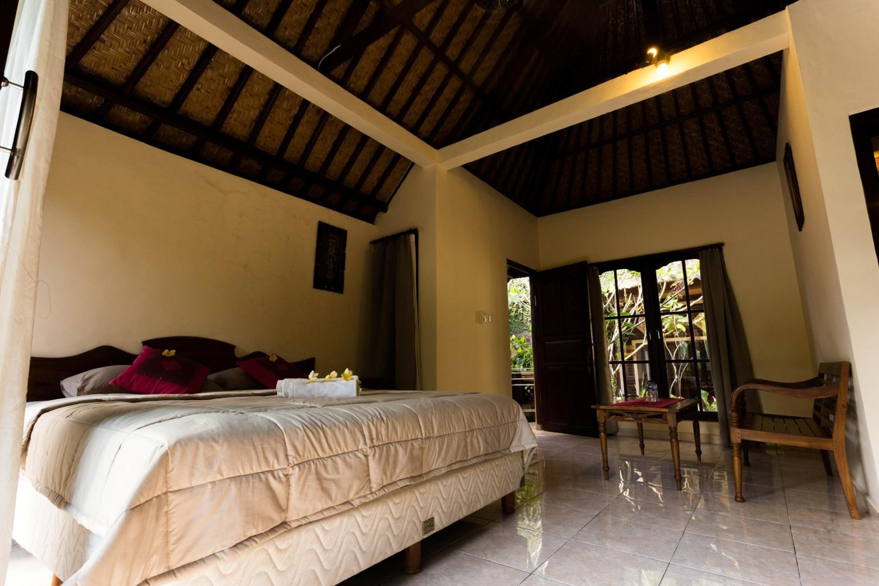 Shocking Deal at Standard Double Room - Photo 12