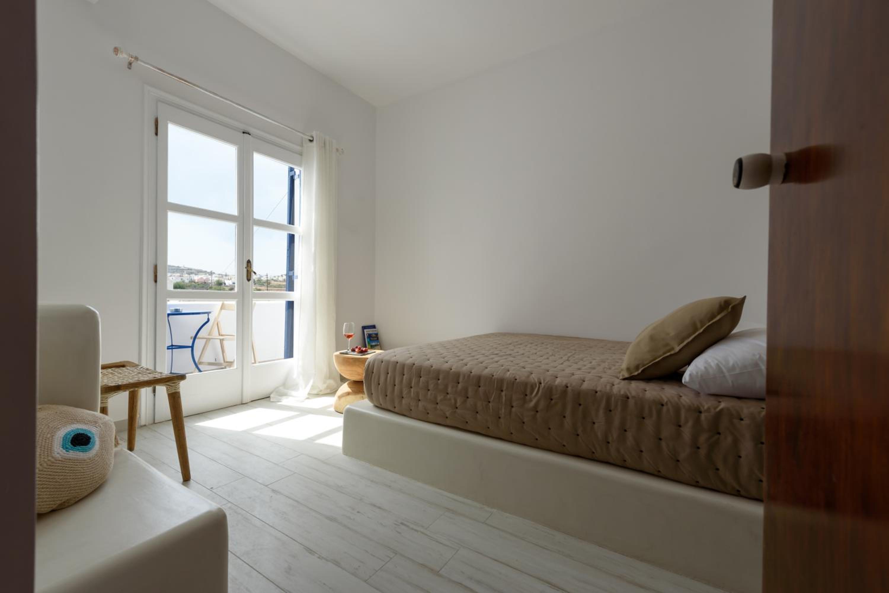 Double or Twin Room with Garden View - Photo 5