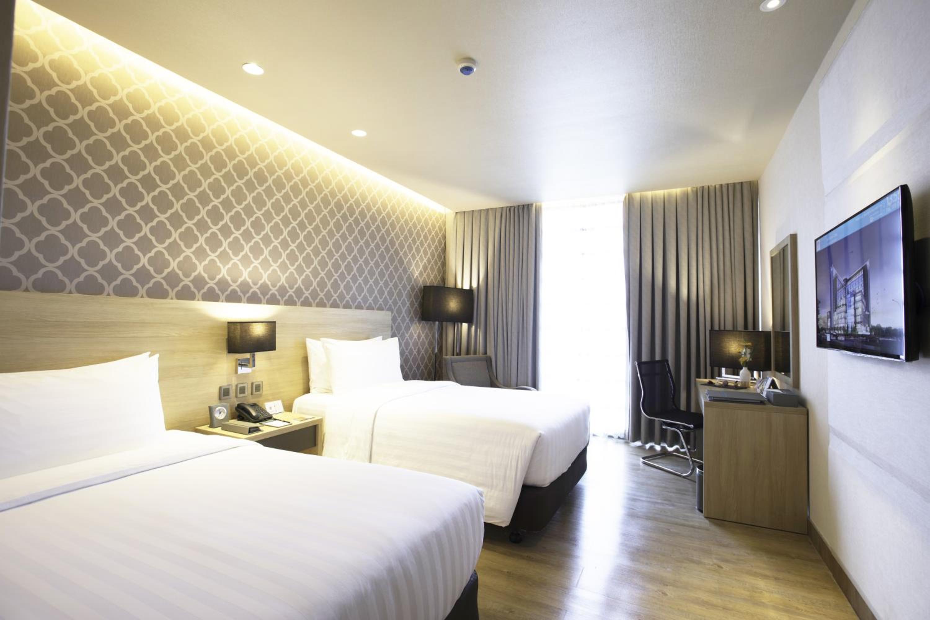 Premier Room