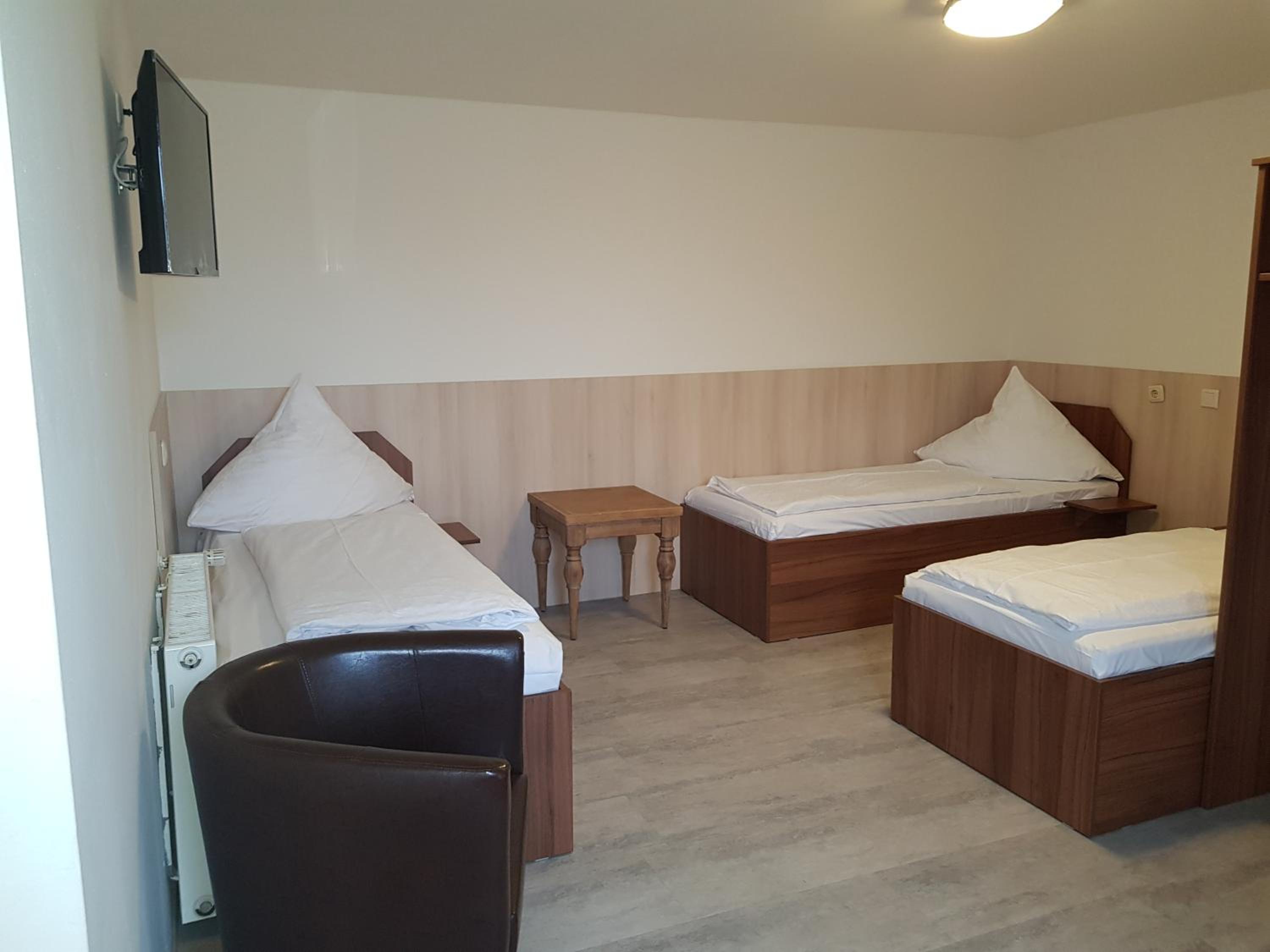 Classic Triple Room - Photo 4