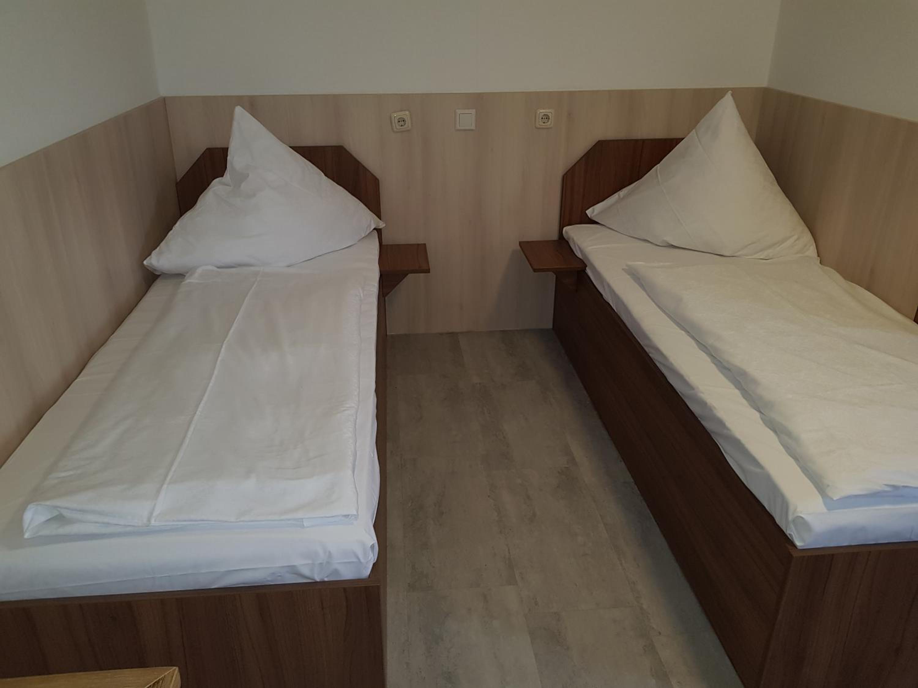 Classic Triple Room - Photo 5