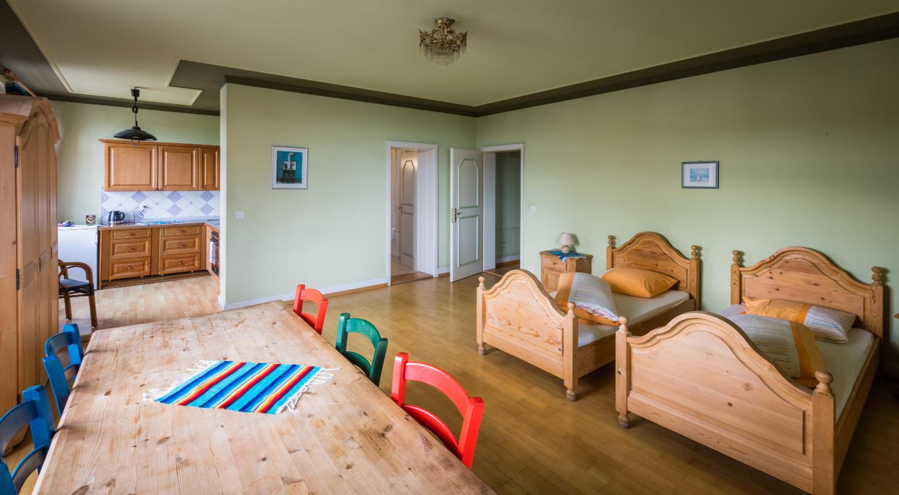 Two-Bedroom Apartment - Photo 2