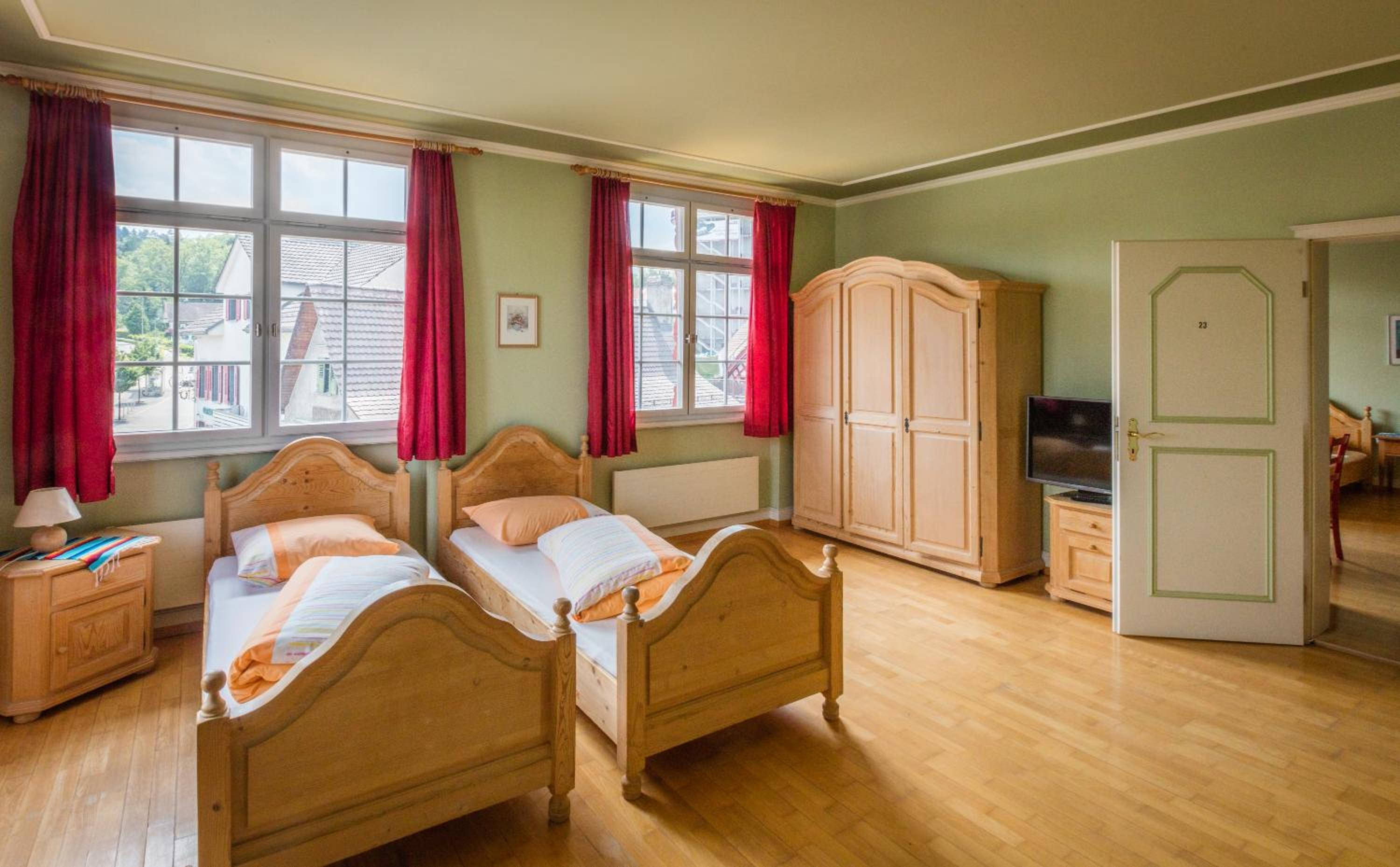 Two-Bedroom Apartment - Photo 7