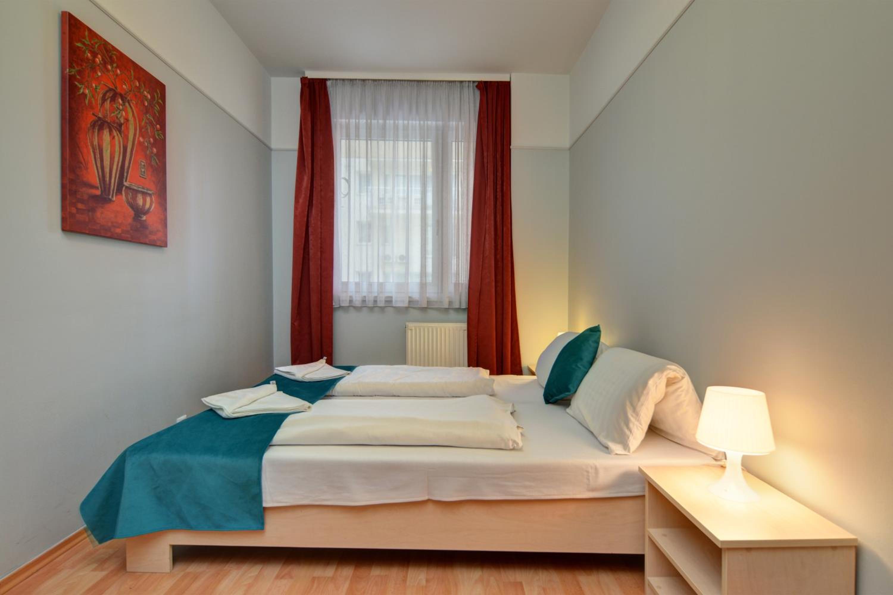 Two-Bedroom Apartment with Balcony - Photo 1