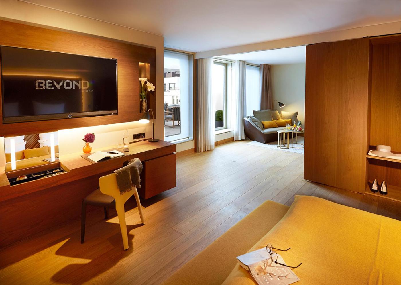 Suite with Terrace - Photo 1