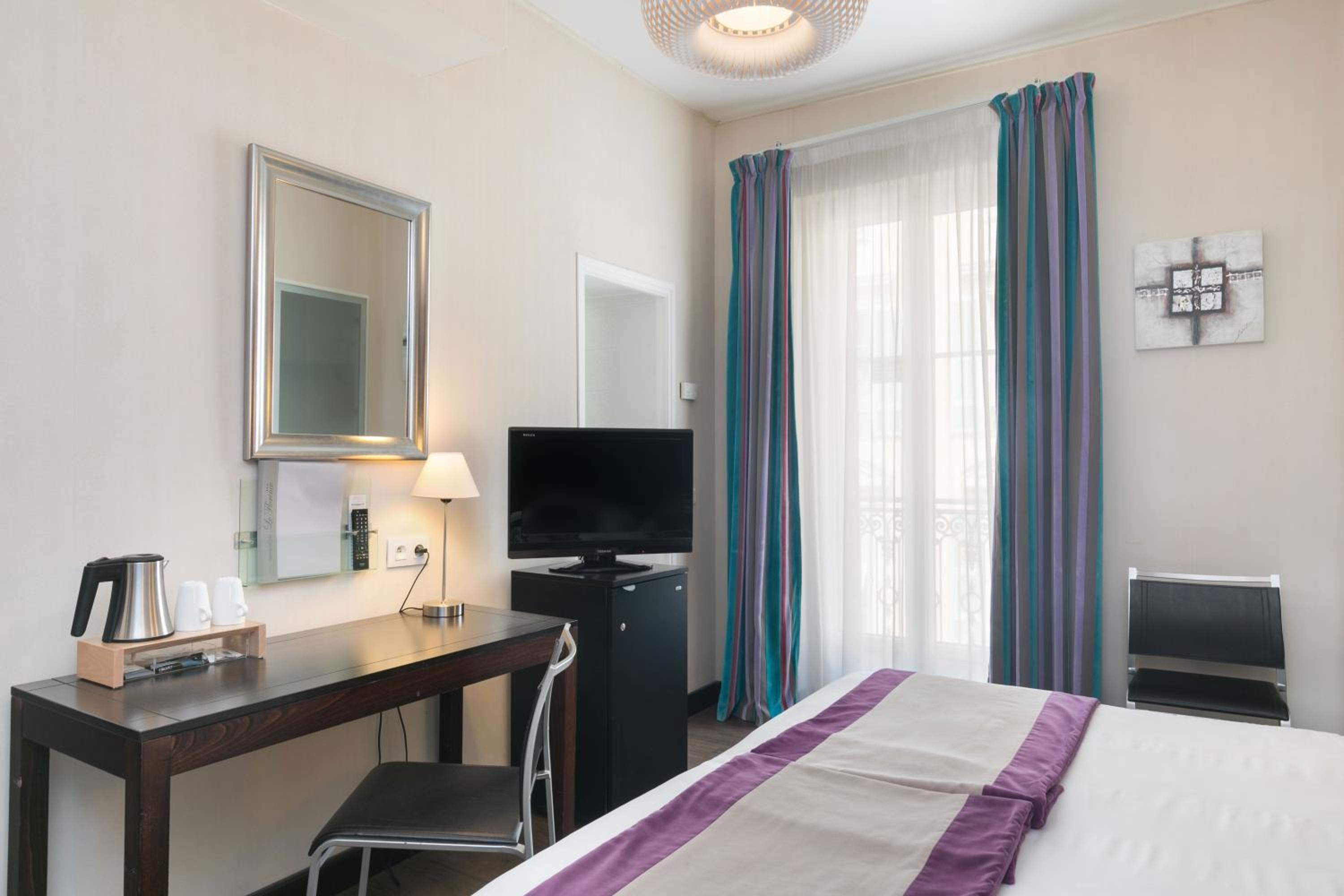 Superior Double or Twin Room - Photo 7