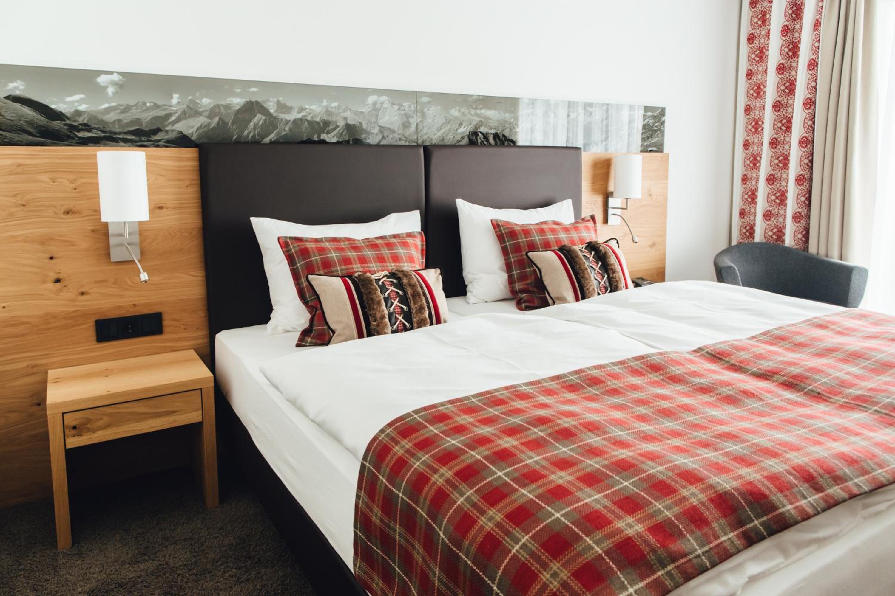 Deluxe Double Room photo 3