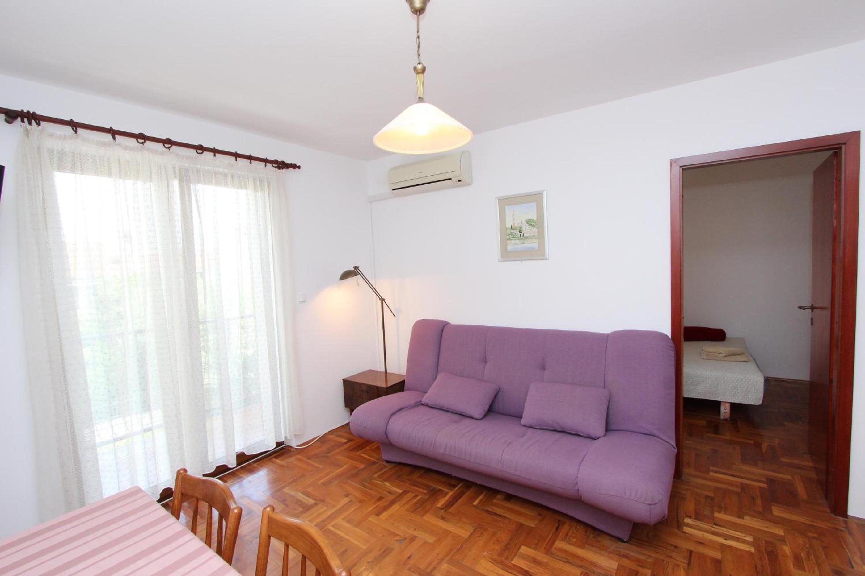 One-Bedroom Apartment with Balcony