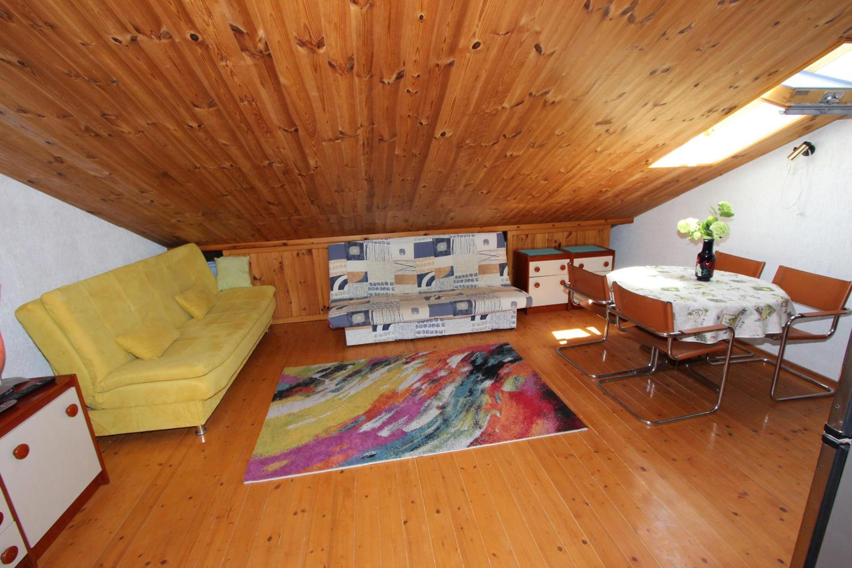 Comfort One-Bedroom Apartment with Balcony