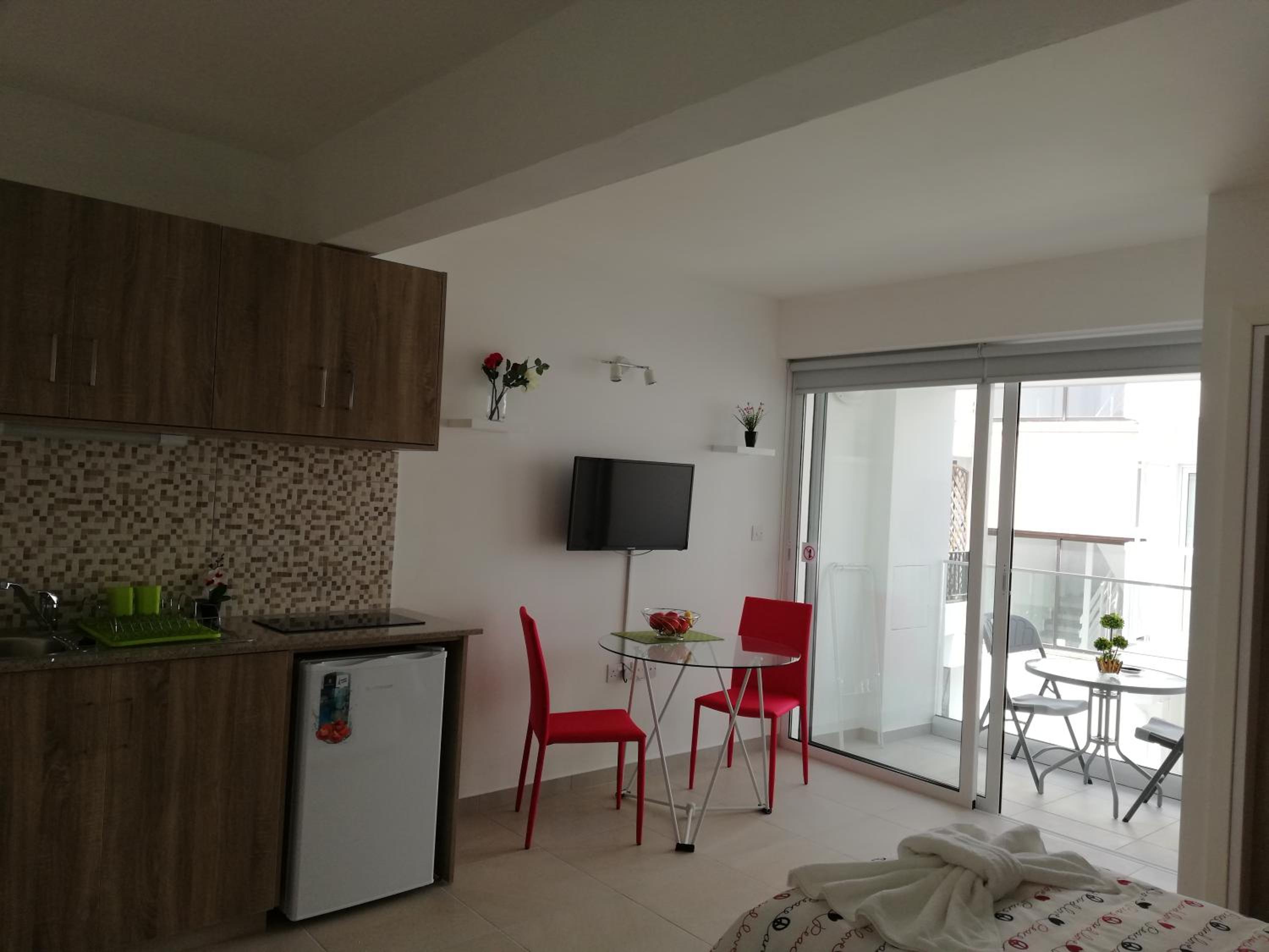 Studio Apartment