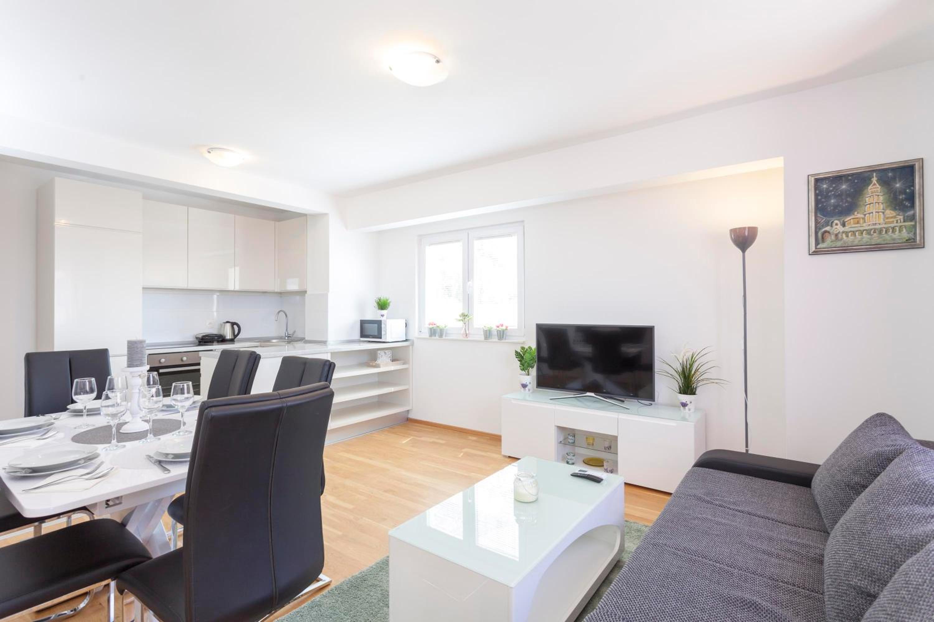 Apartment with Sea View