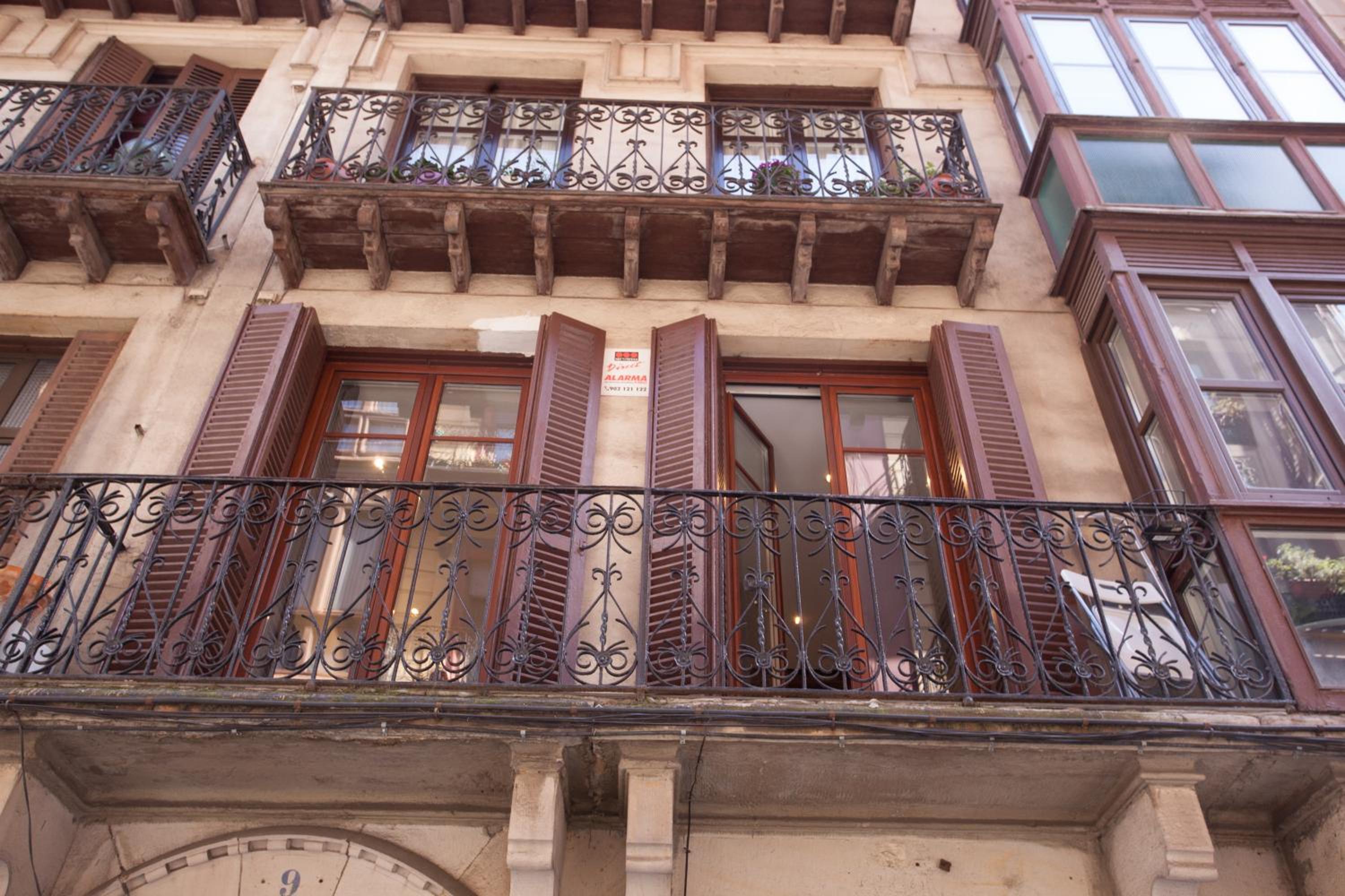 Studio with Balcony - Photo 24