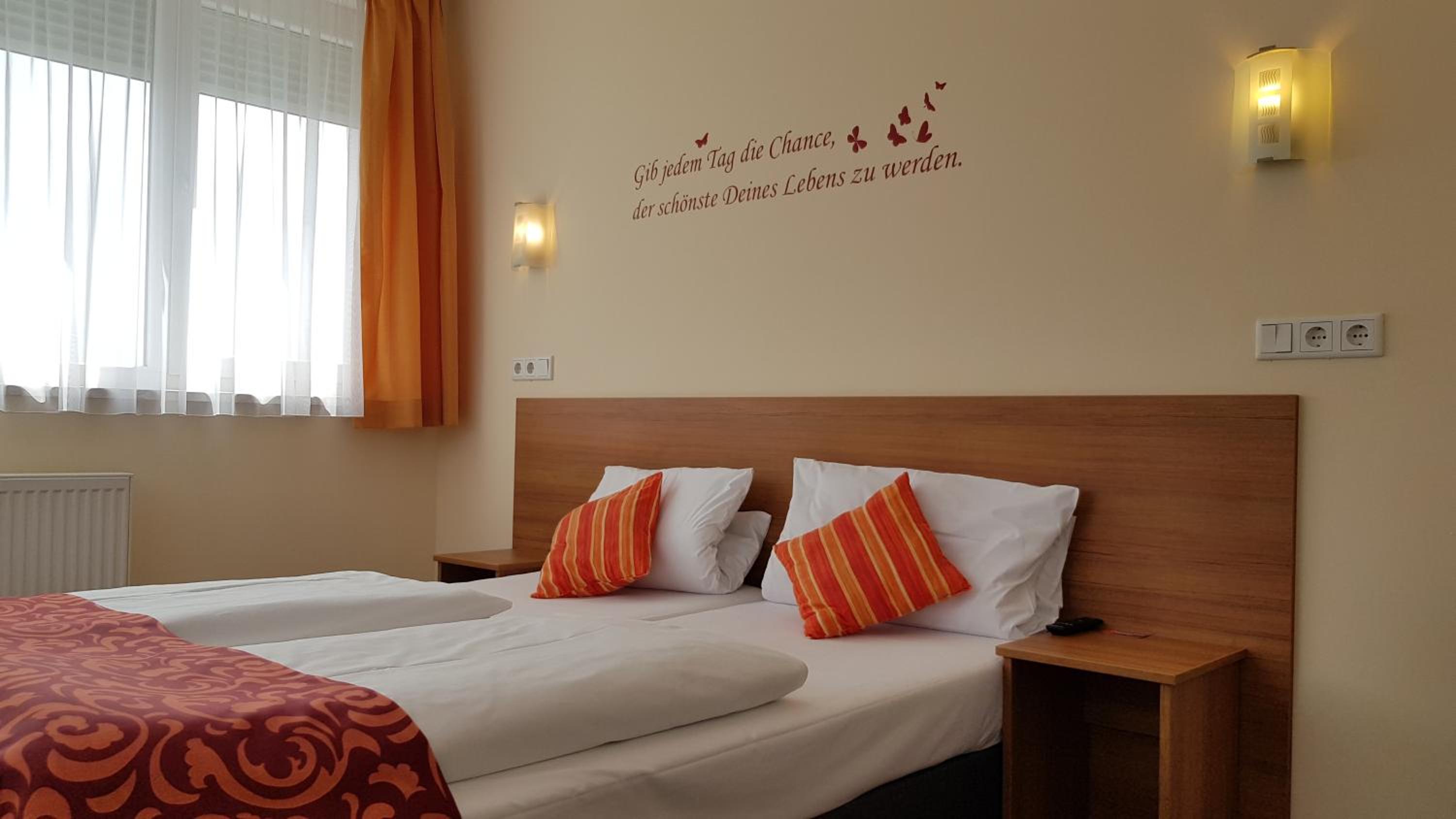 Premium Double or Twin Room - Photo 1