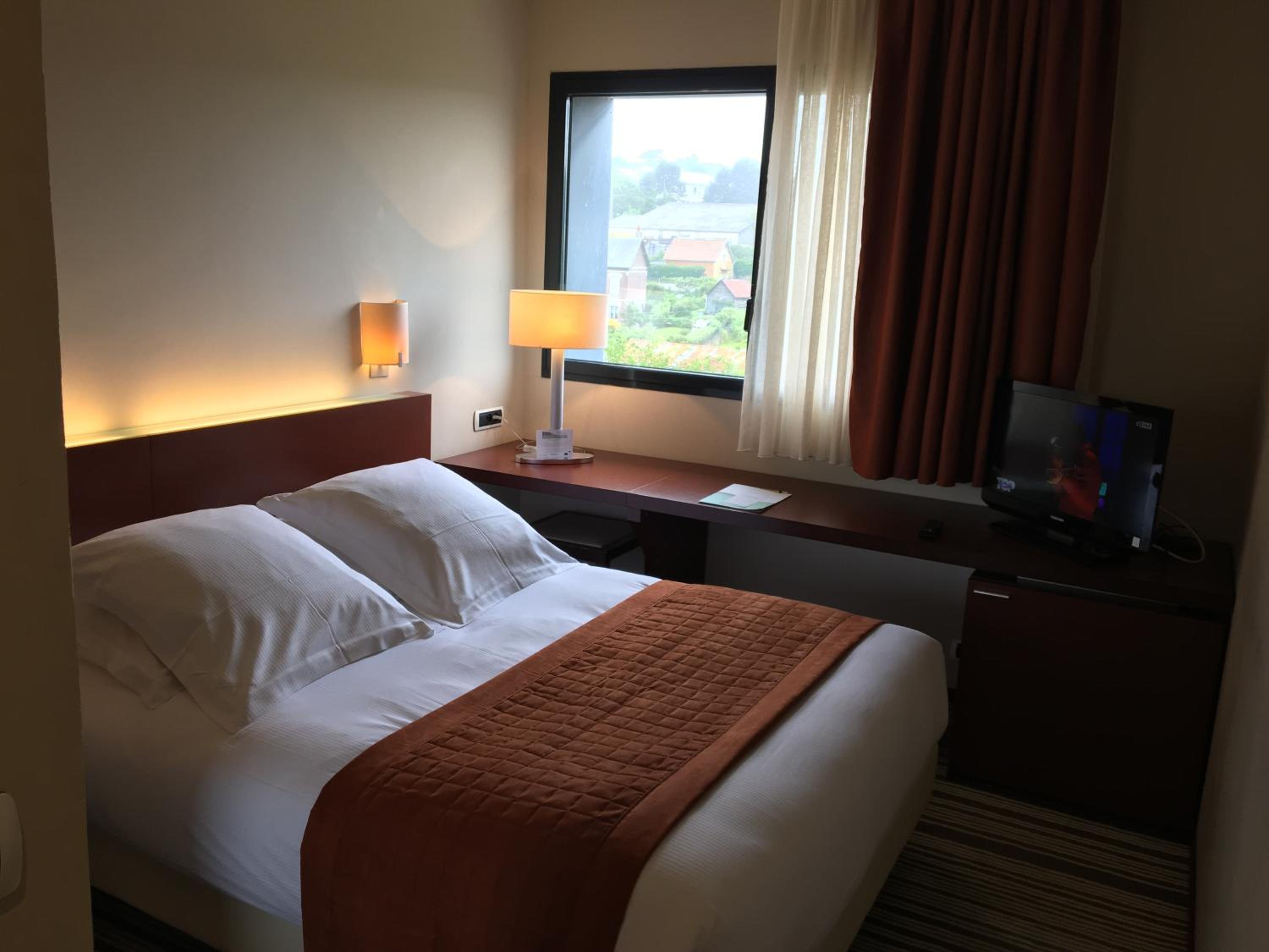Budget Double Room - Photo 2