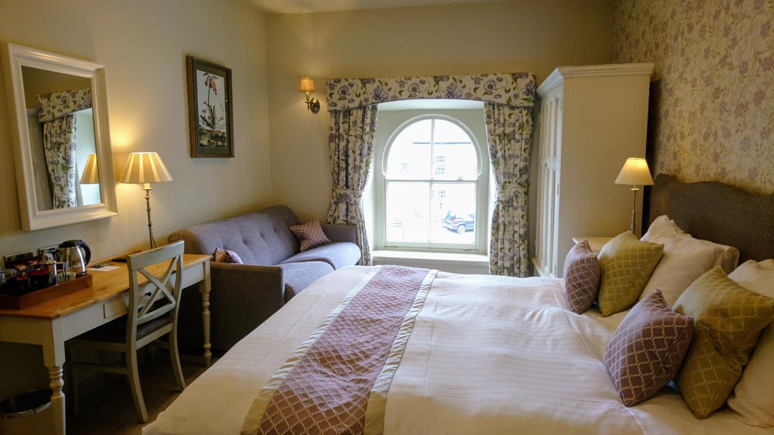 Standard Double Room - Photo 2