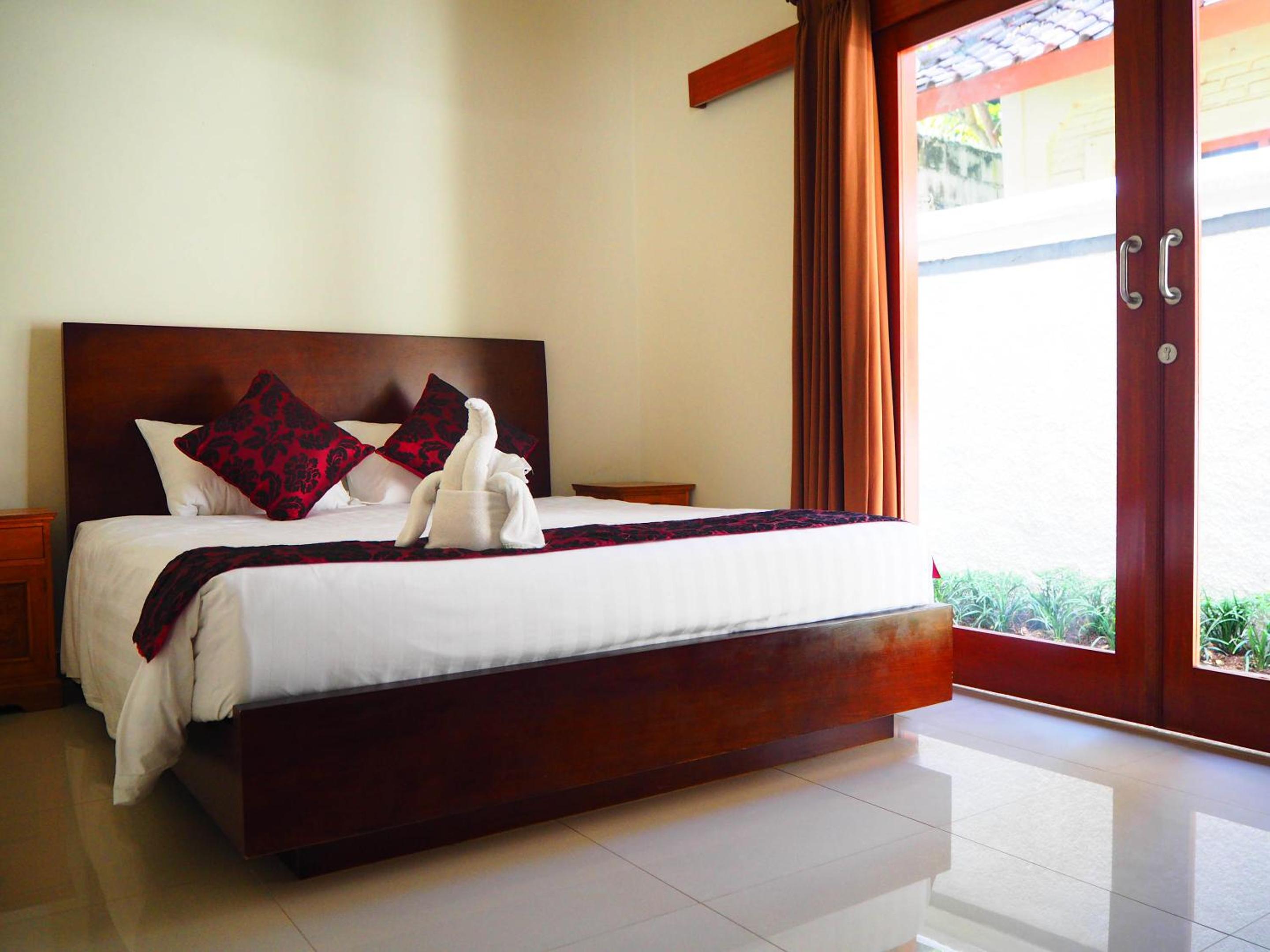 Two-Bedroom Villa - Photo 7