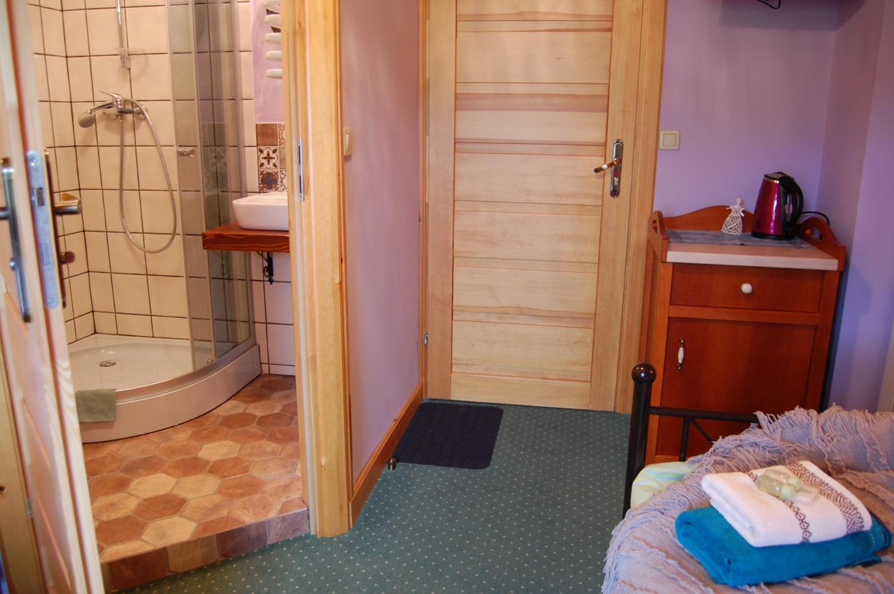 Double Room with Private Bathroom photo 3