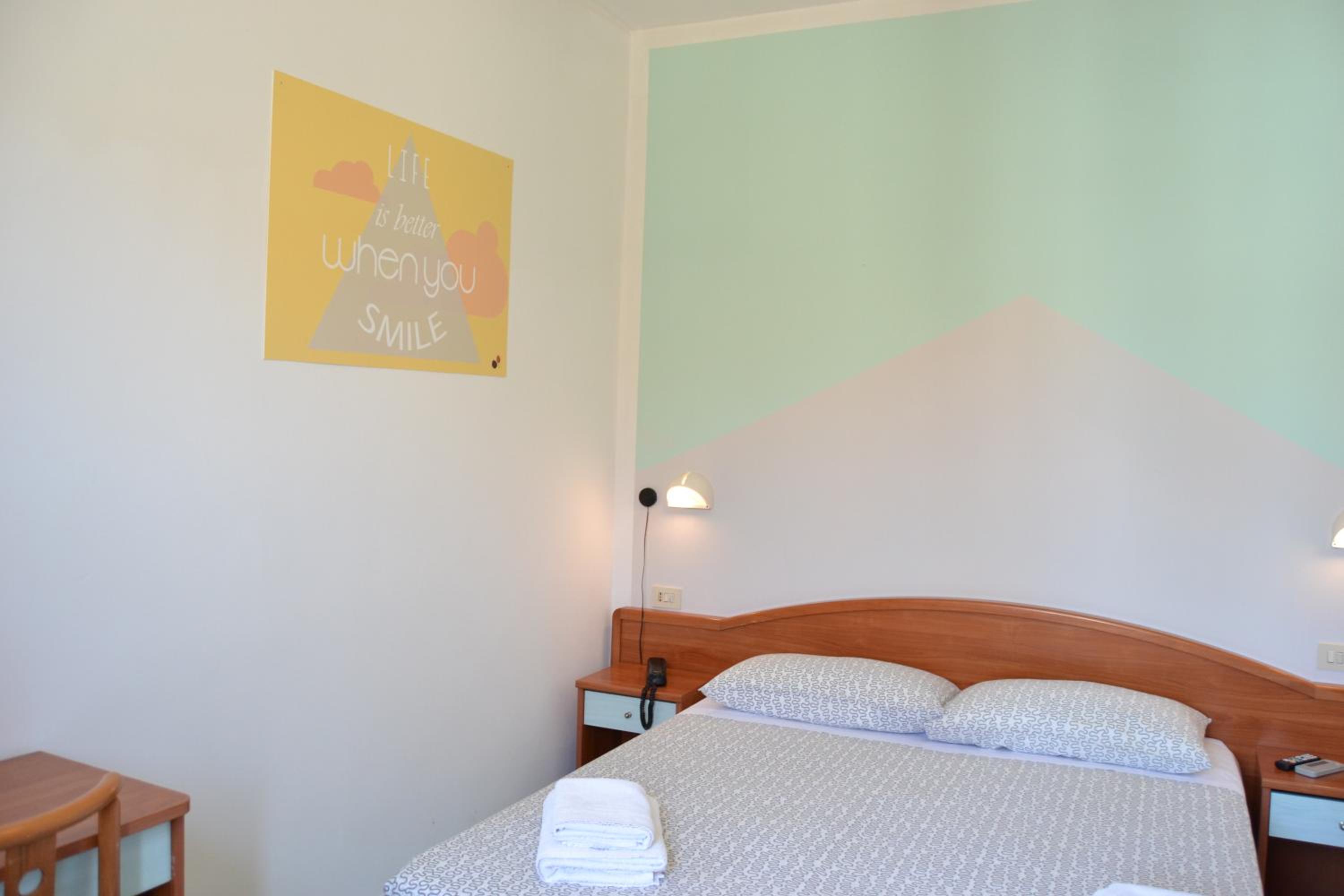 Double or Twin Room with Bathroom - Photo 13