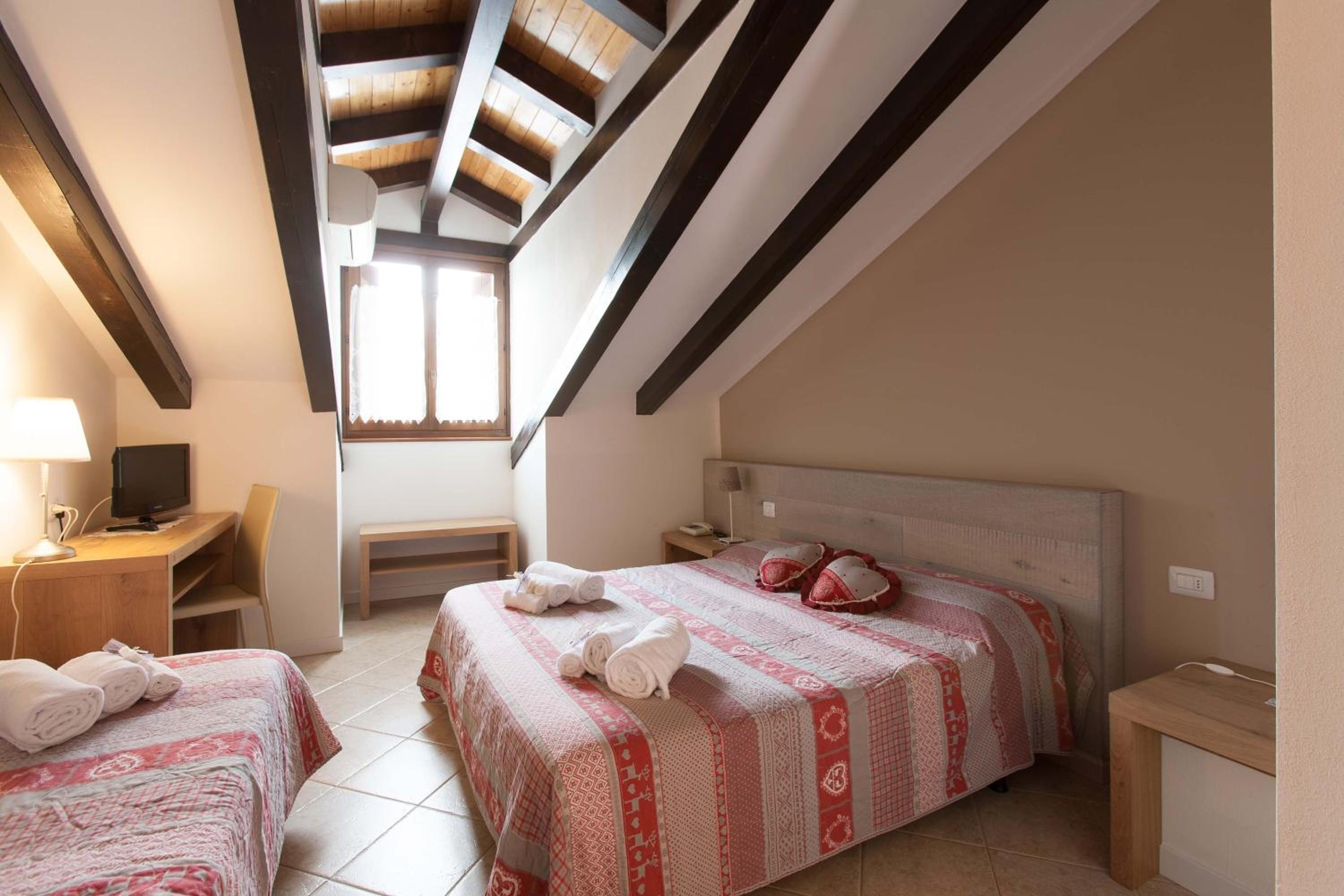 Triple Room with Spa Access